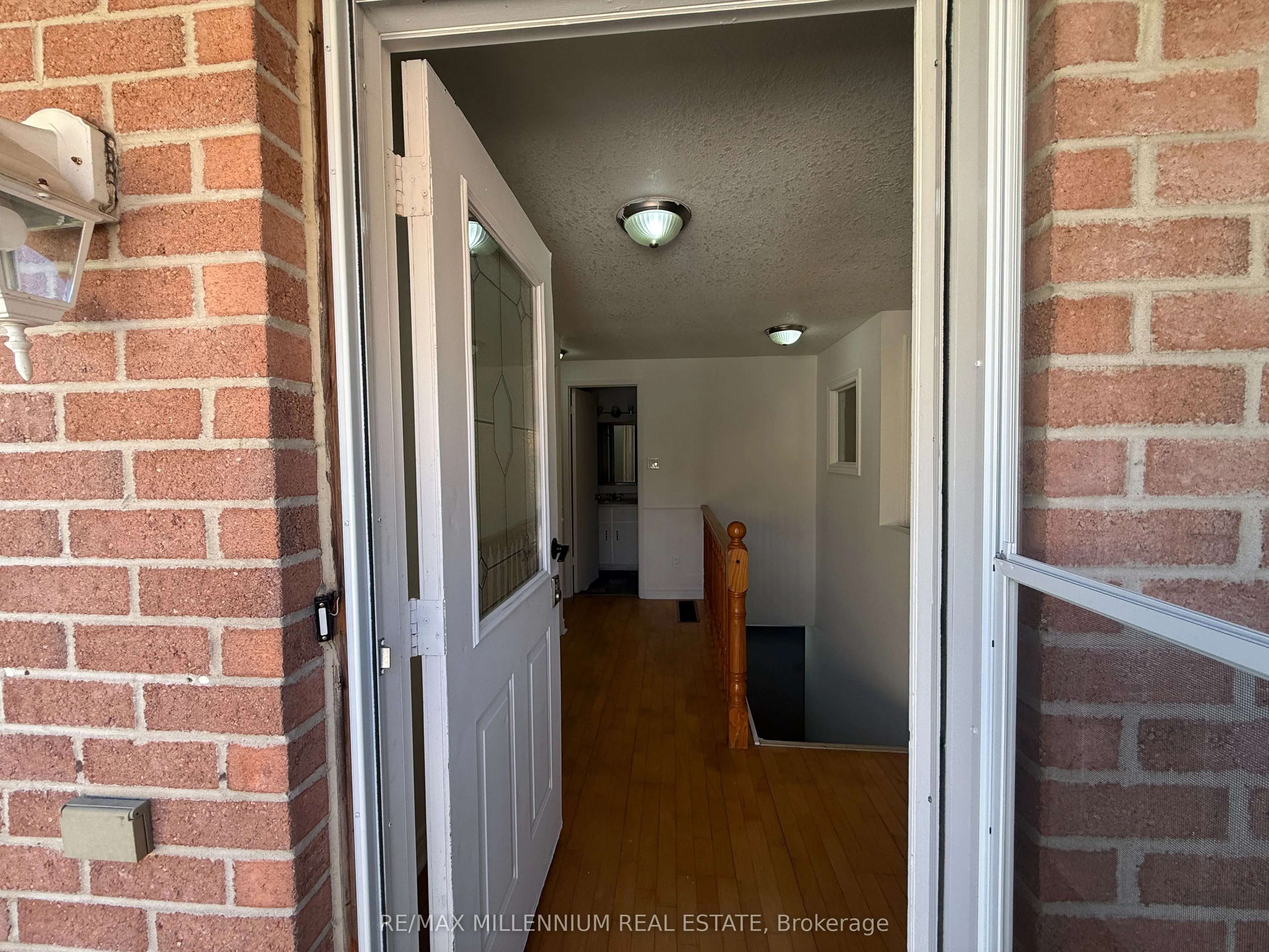 349 Strathallan Street