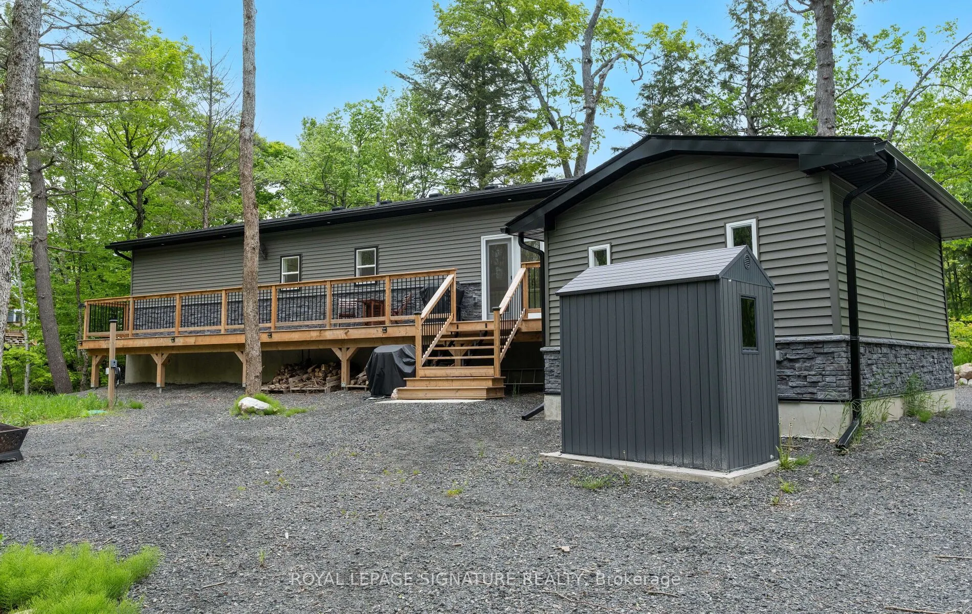 44 Sunnyshore Park Drive