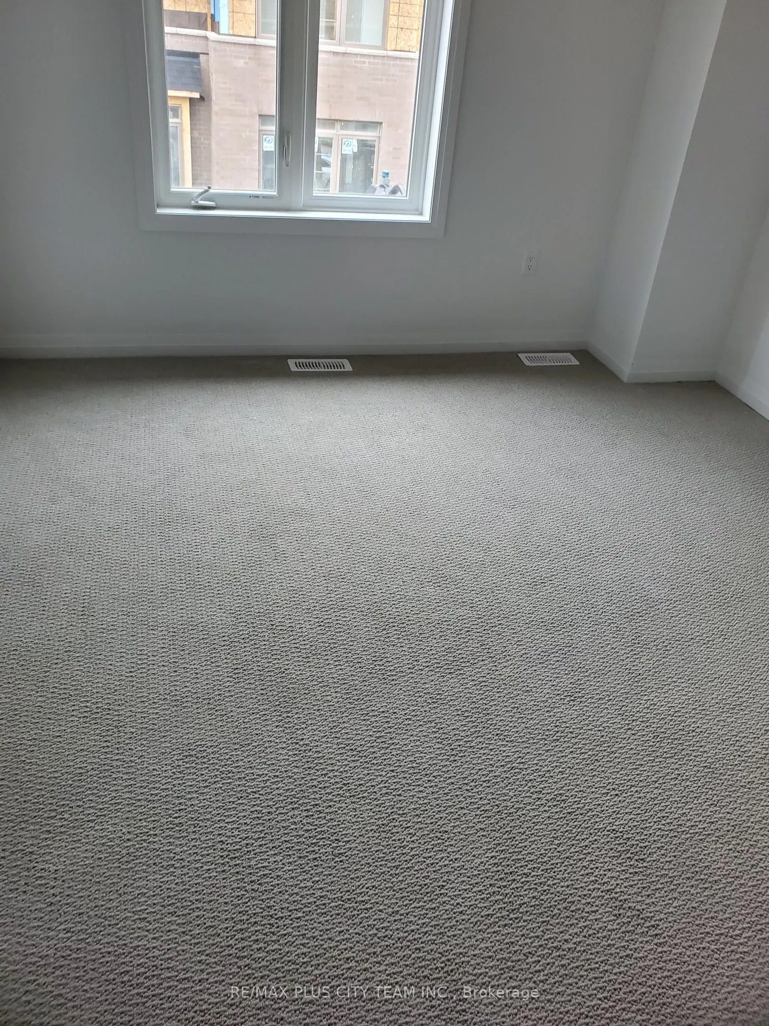 61 Soho Street, #87