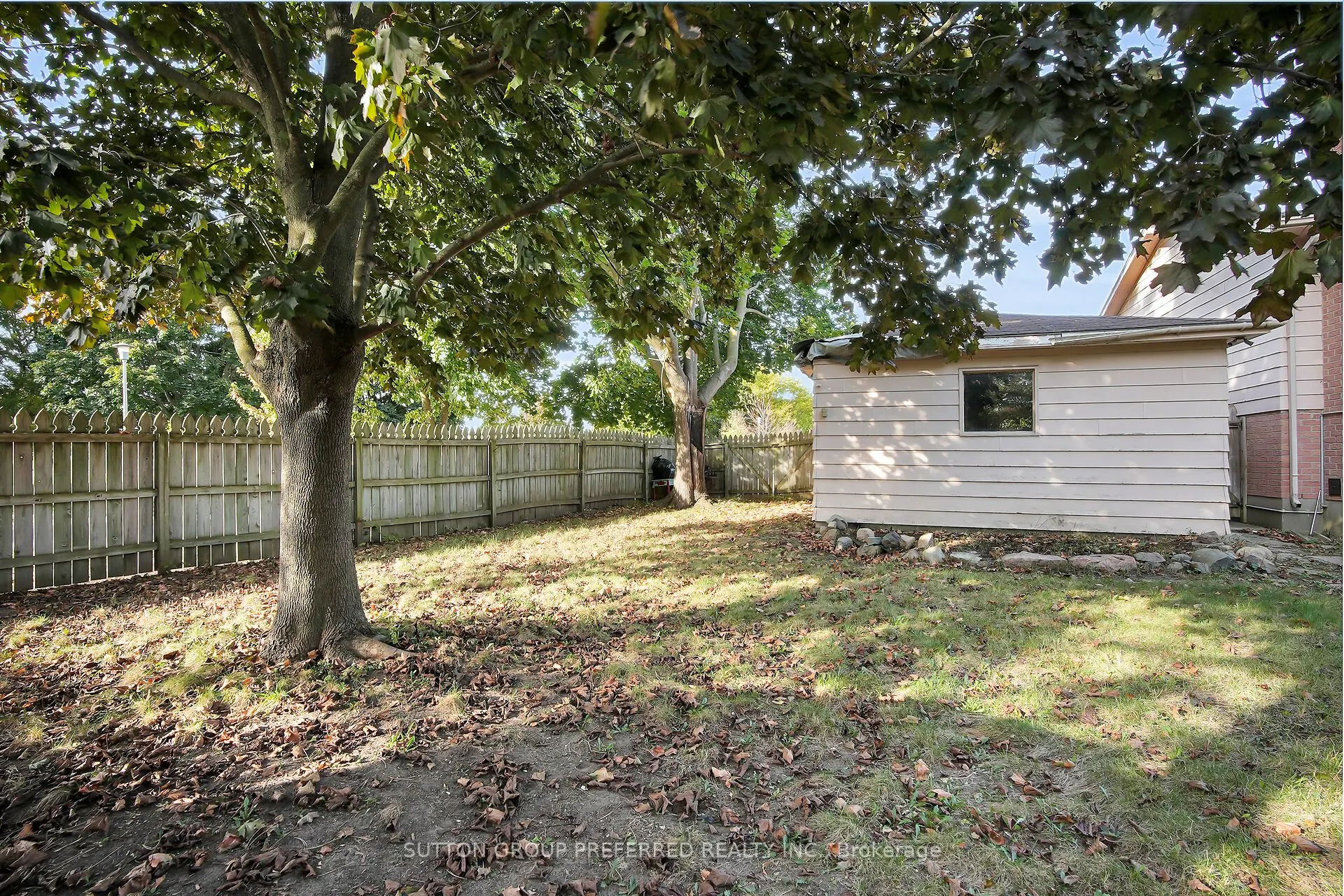 4 Corinth Court