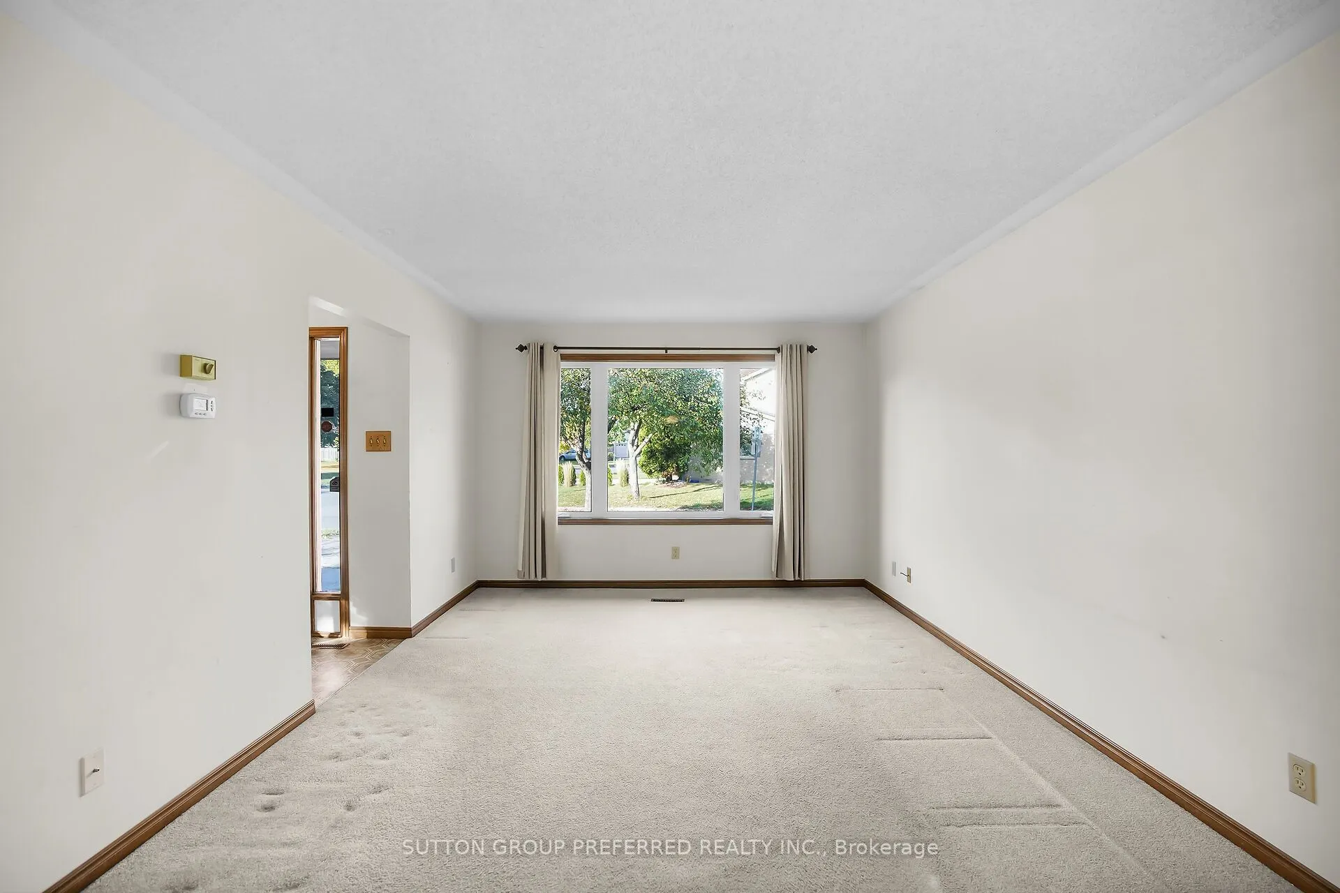 4 Corinth Court