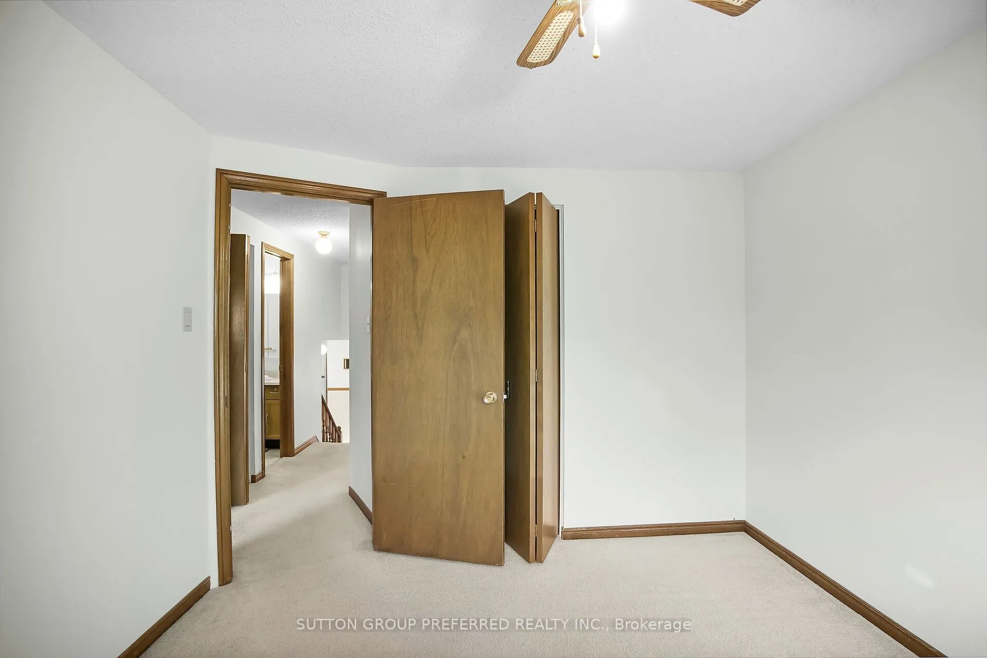4 Corinth Court