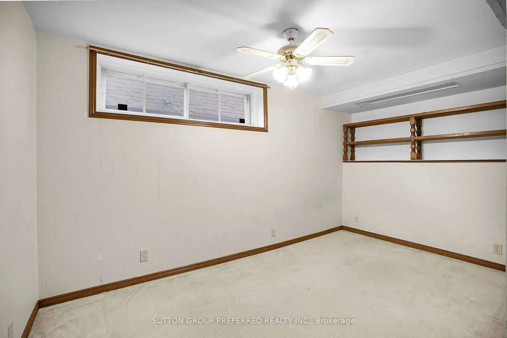 4 Corinth Court