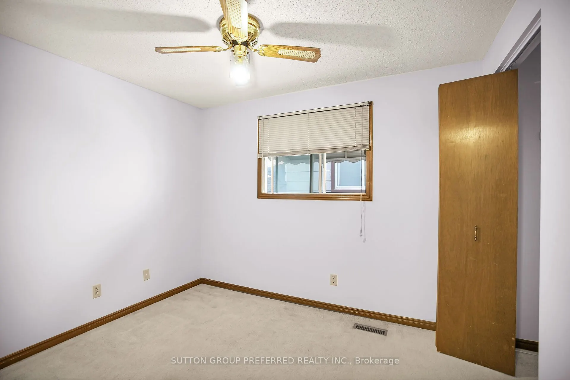 4 Corinth Court