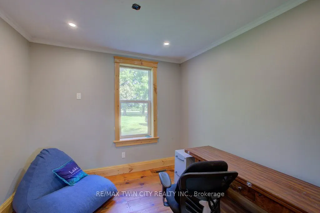 86561 London Road