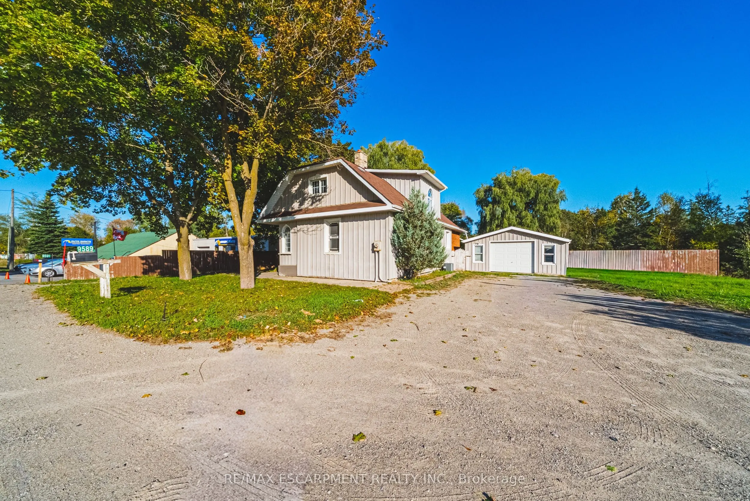 9589 Wellington 124 Road