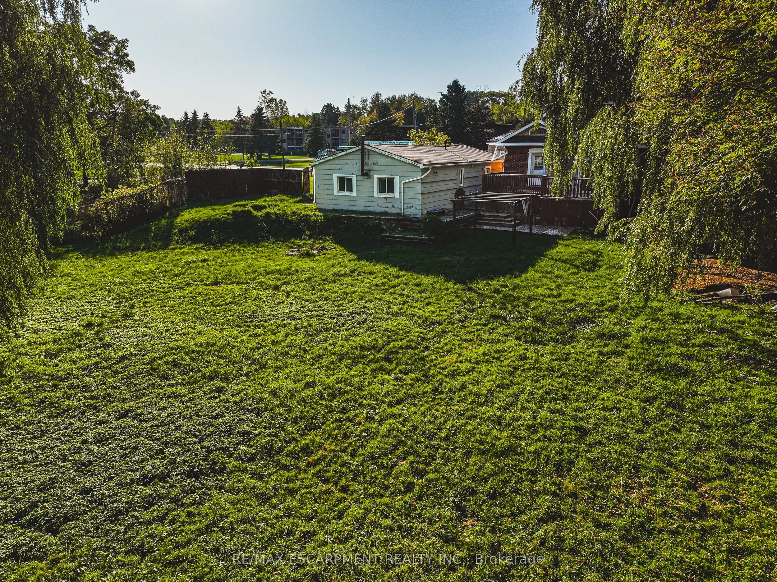 9589 Wellington 124 Road