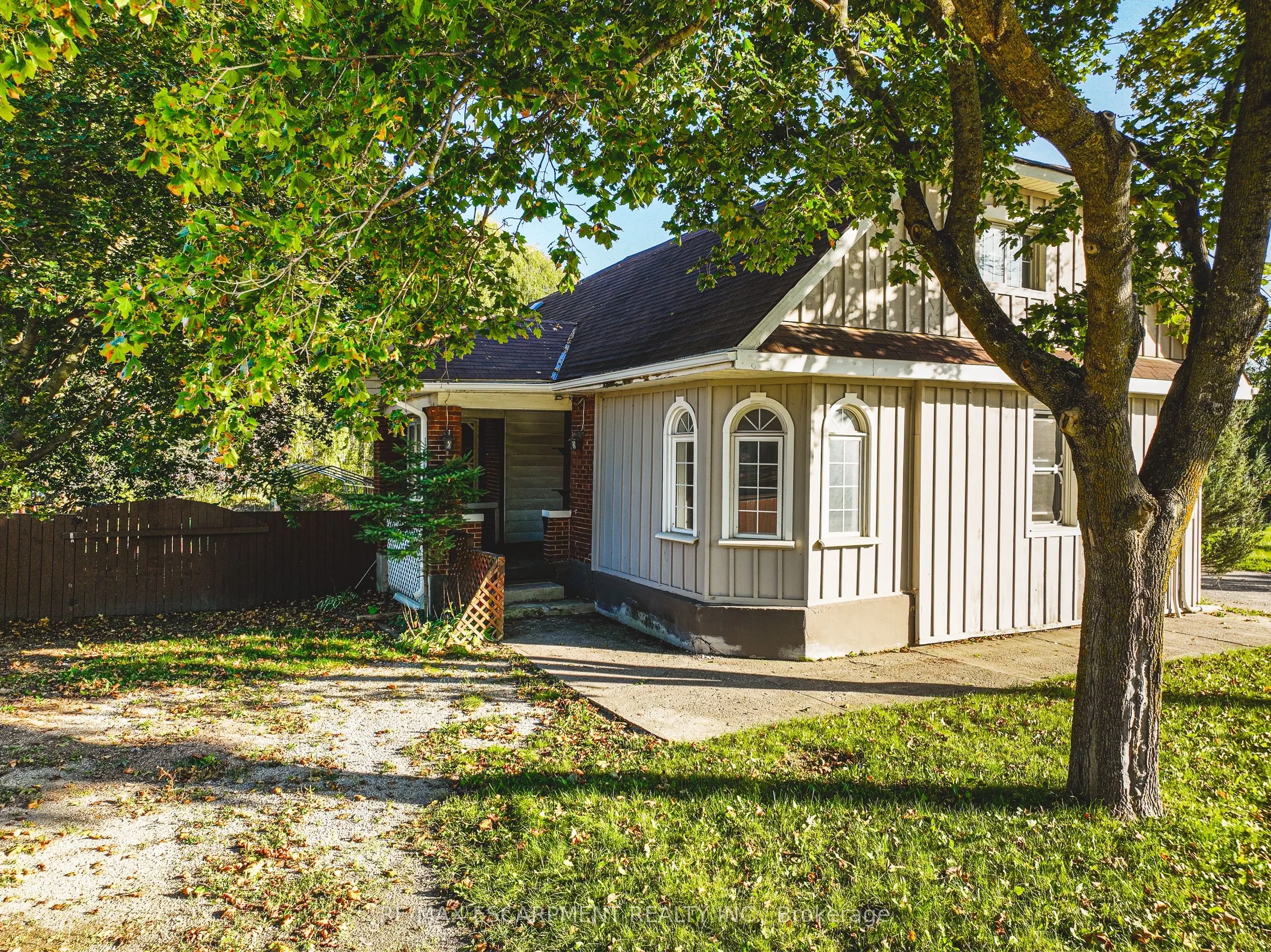 9589 Wellington 124 Road