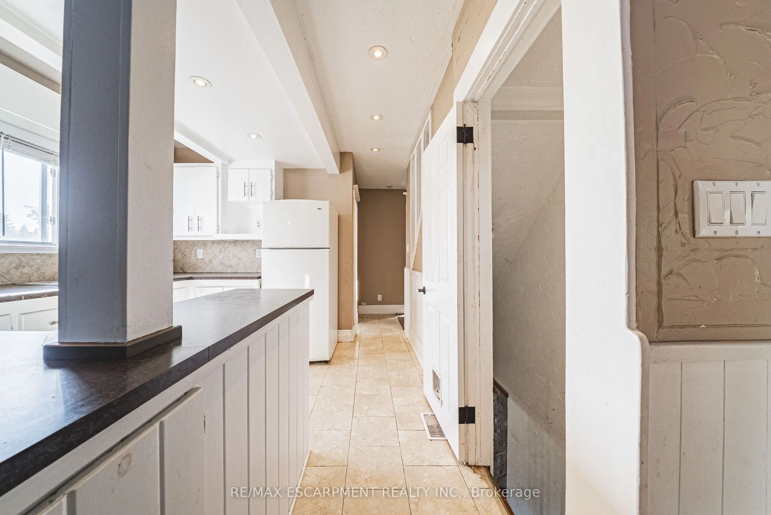 9589 Wellington 124 Road