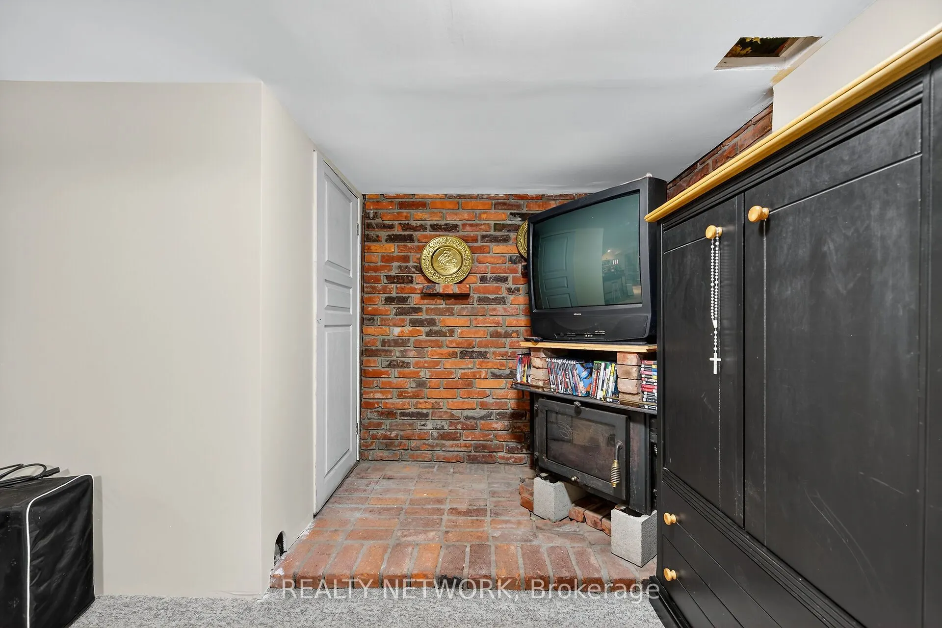579 Upper Sherman Avenue
