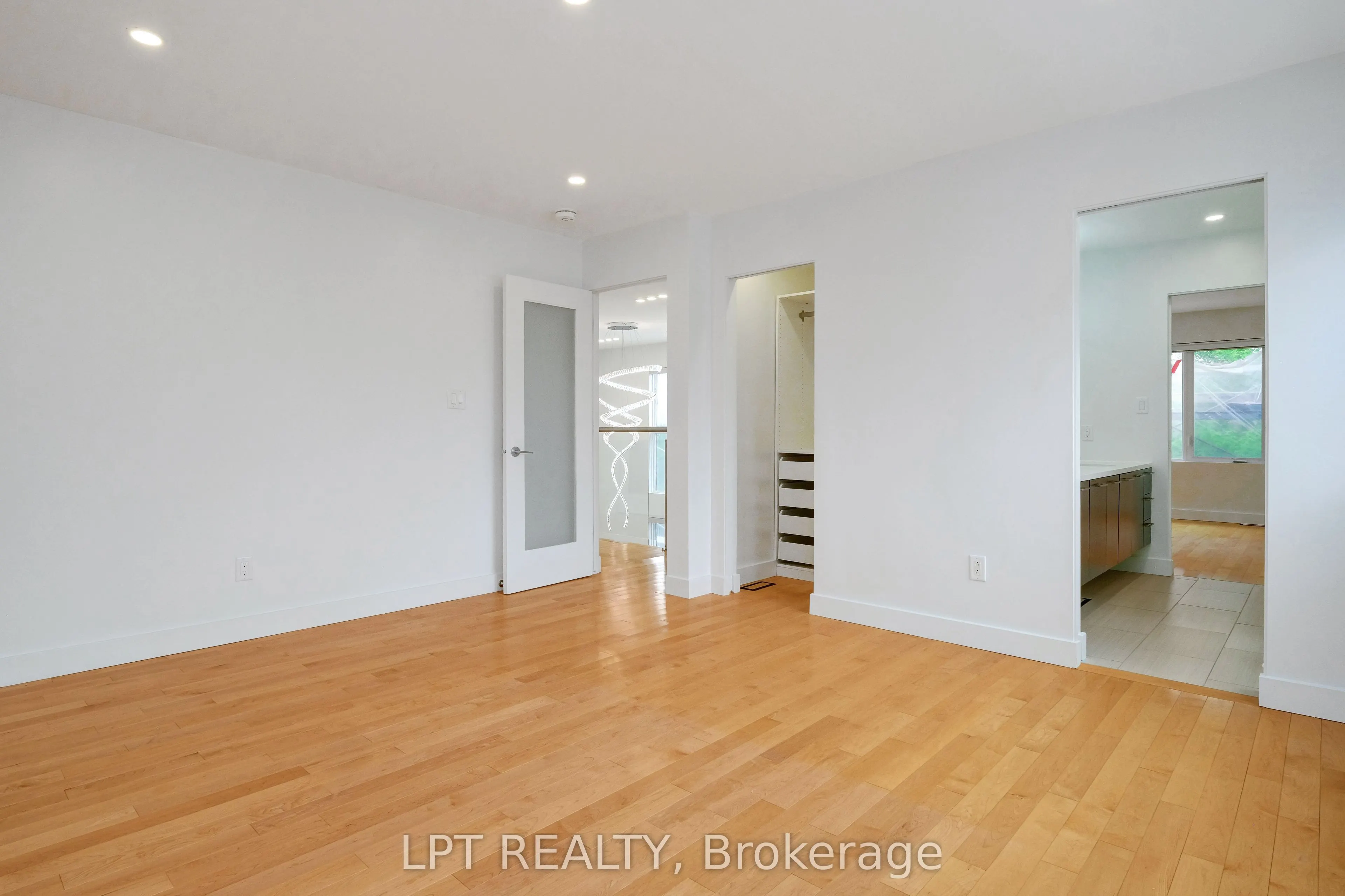 298 Crestview Road