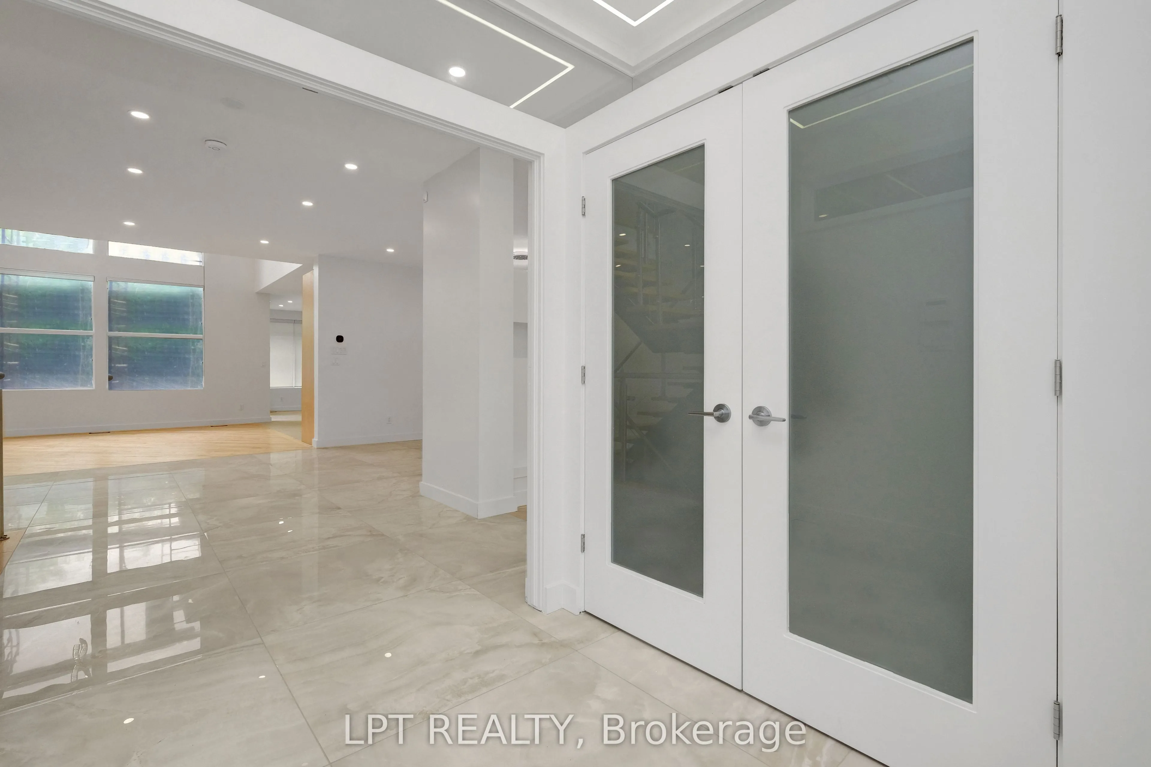 298 Crestview Road