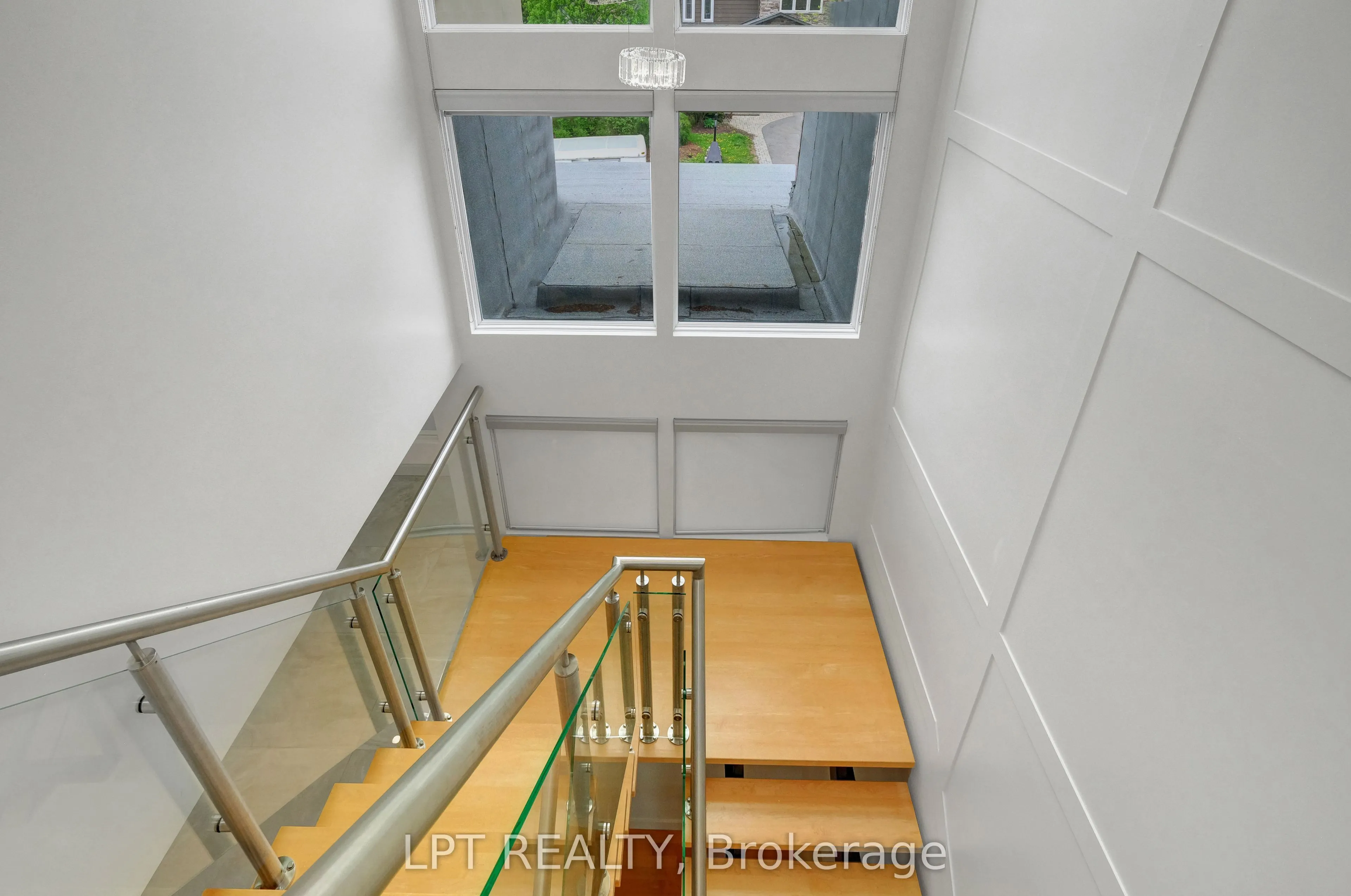 298 Crestview Road