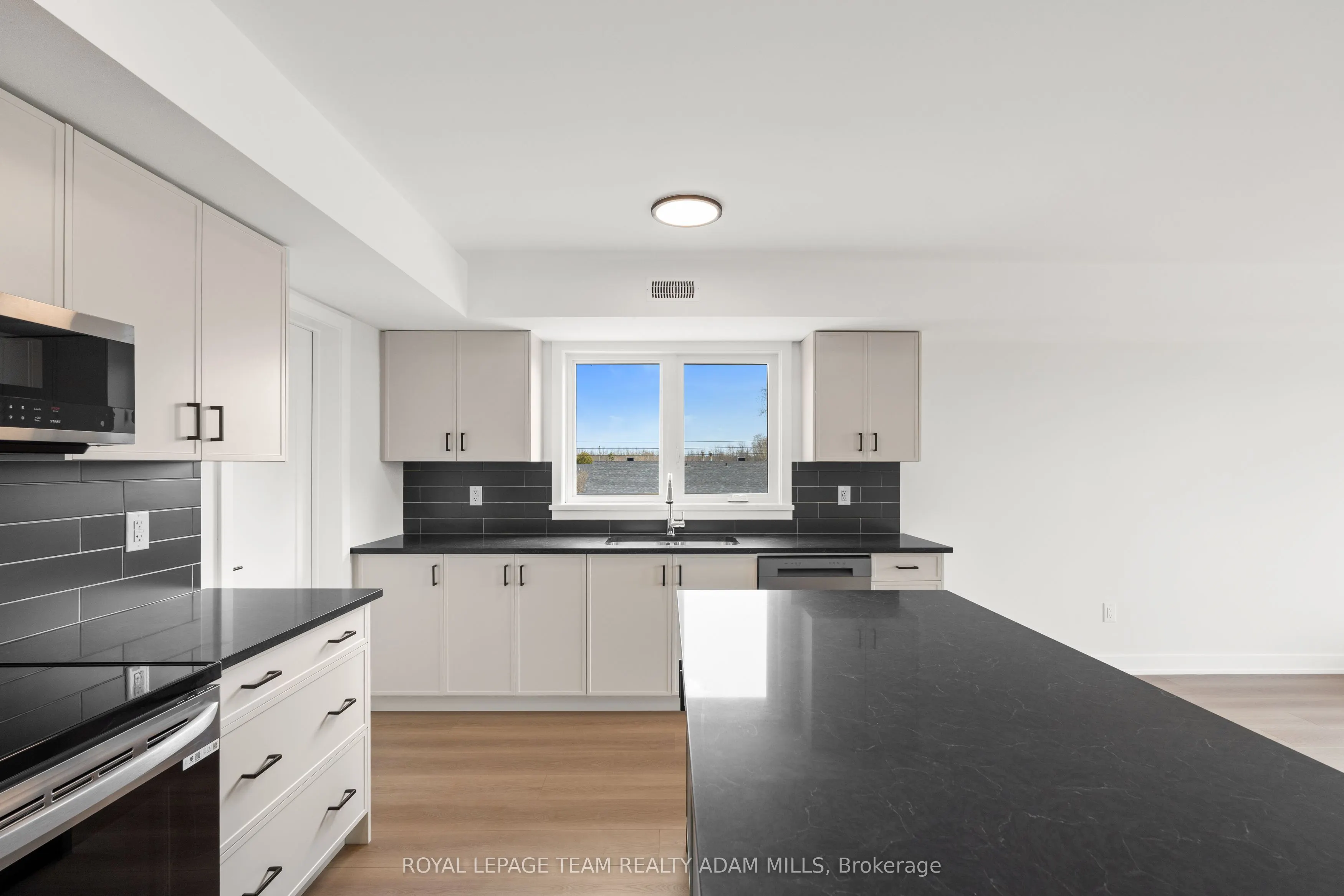 203 Teskey Street, #A