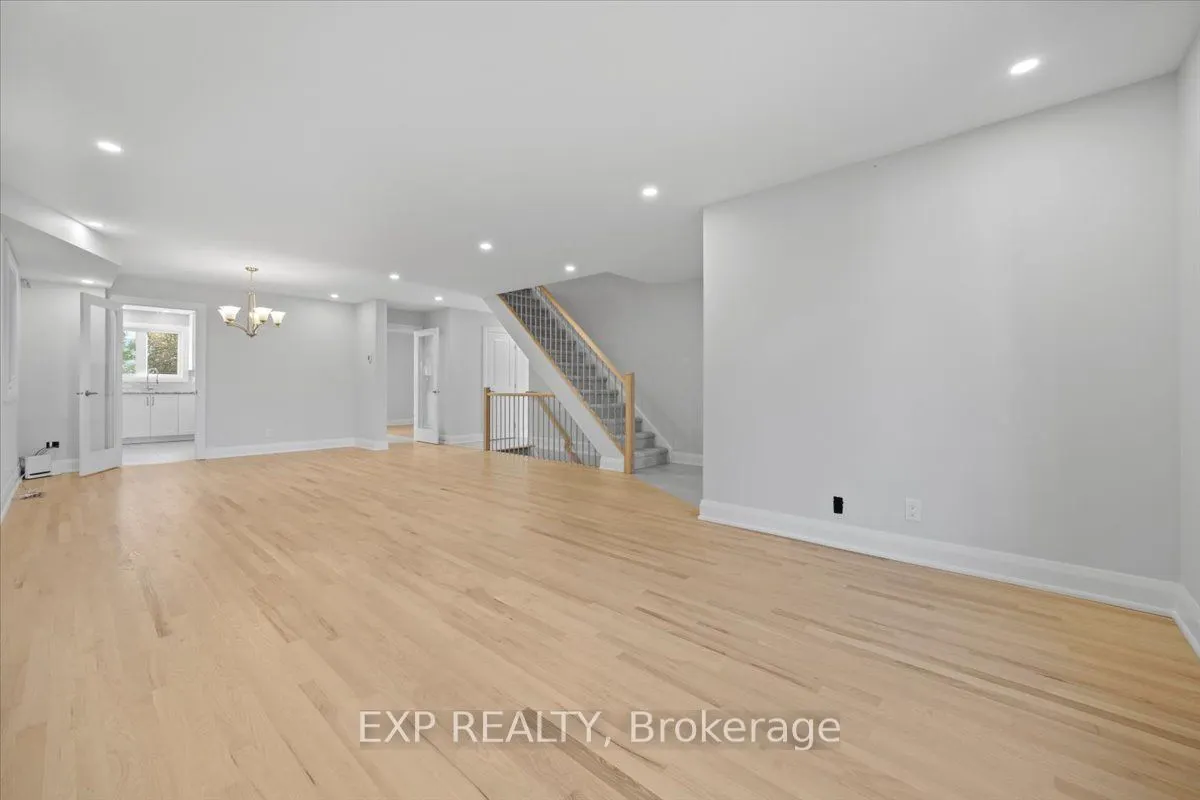 18 Ivylea Street