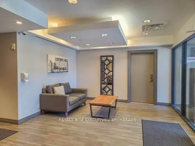 121 Queen Street, #601