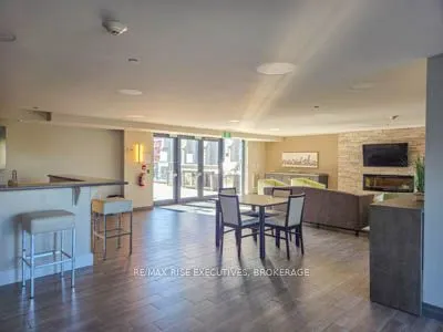 121 Queen Street, #601