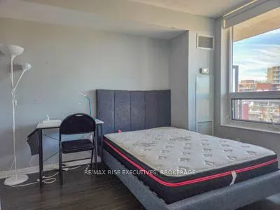 121 Queen Street, #601