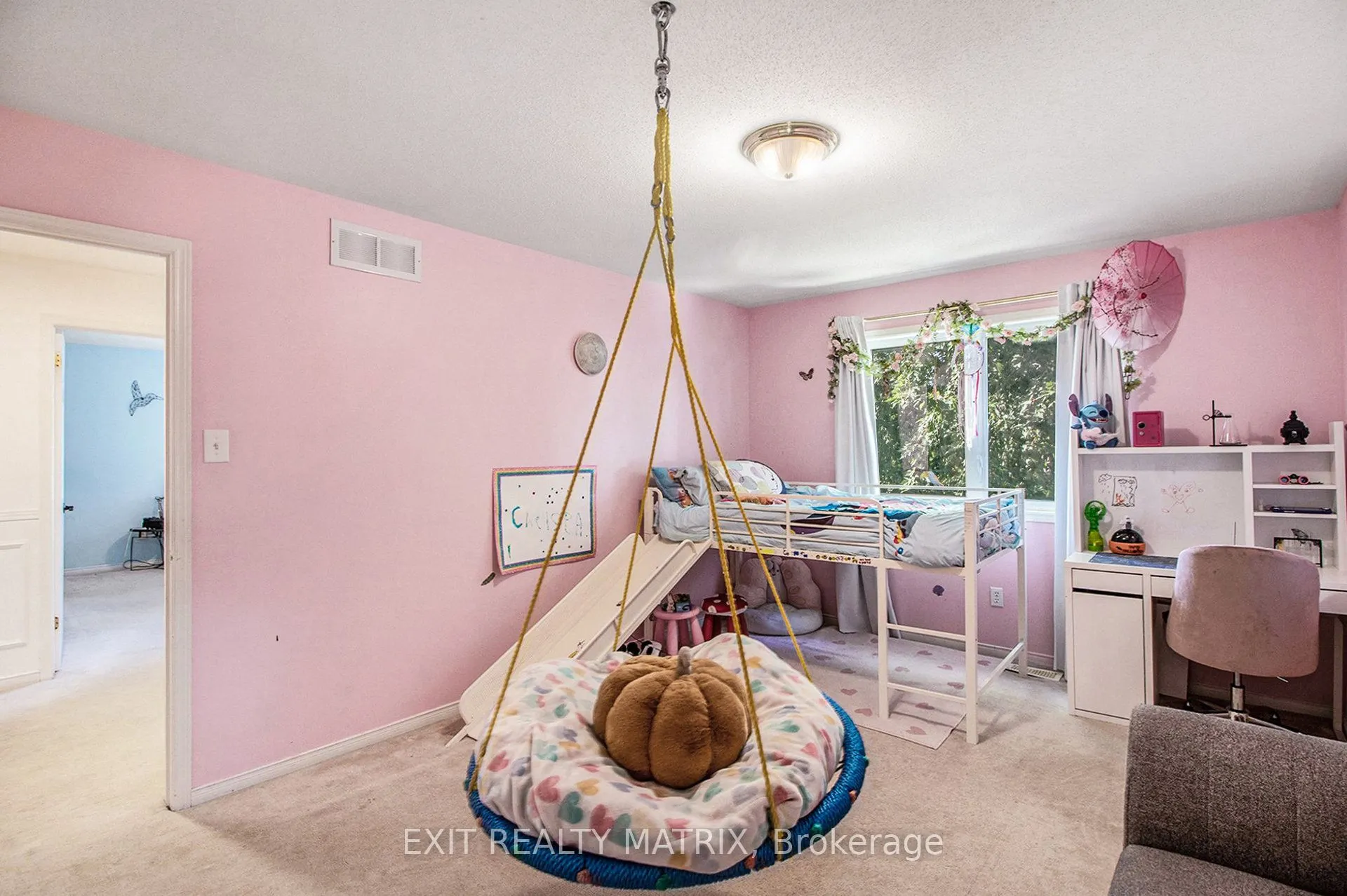 2205 Blue Willow Crescent