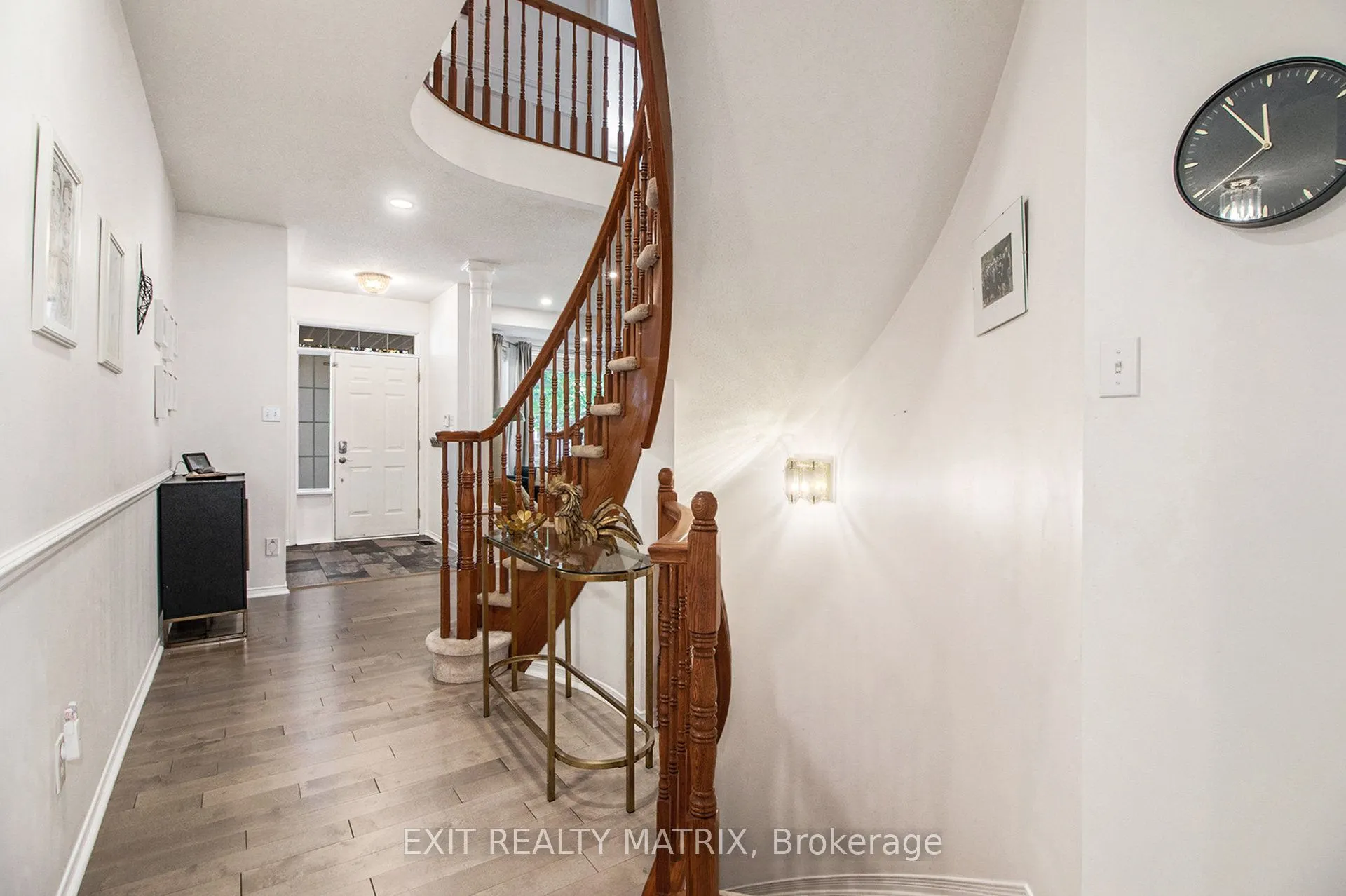 2205 Blue Willow Crescent
