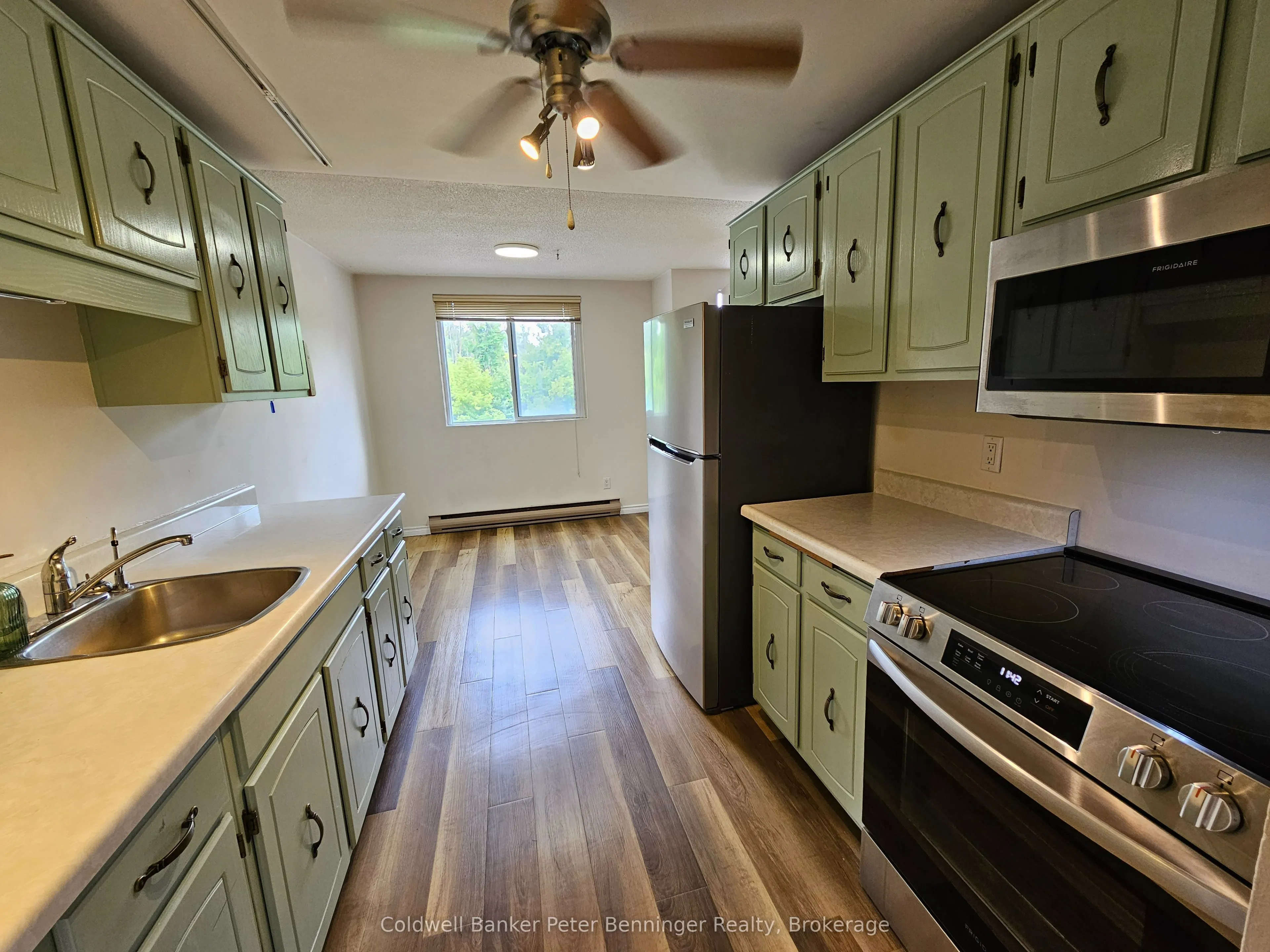 4 Avalon Place, #102