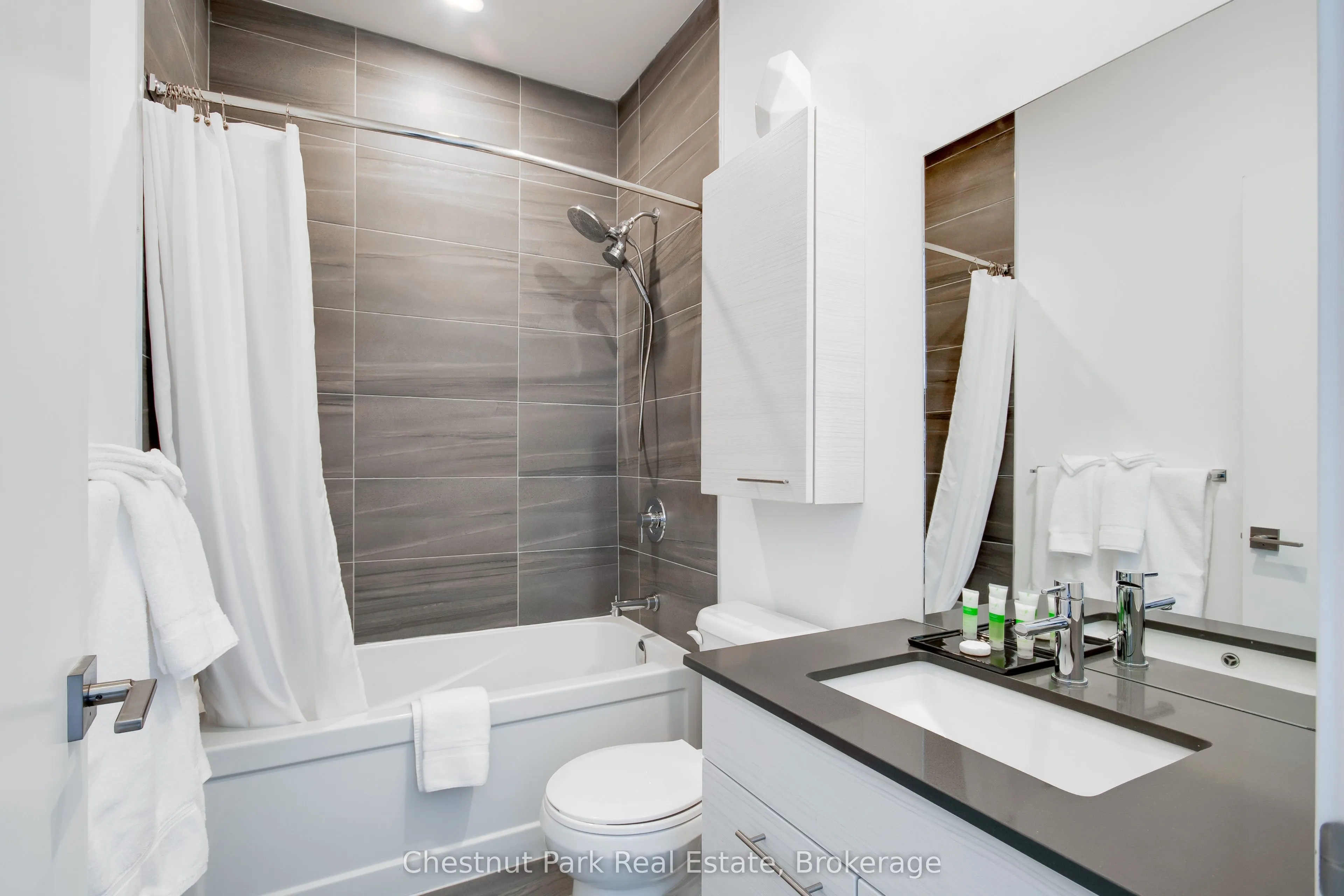 120 Carrick Trail, #404
