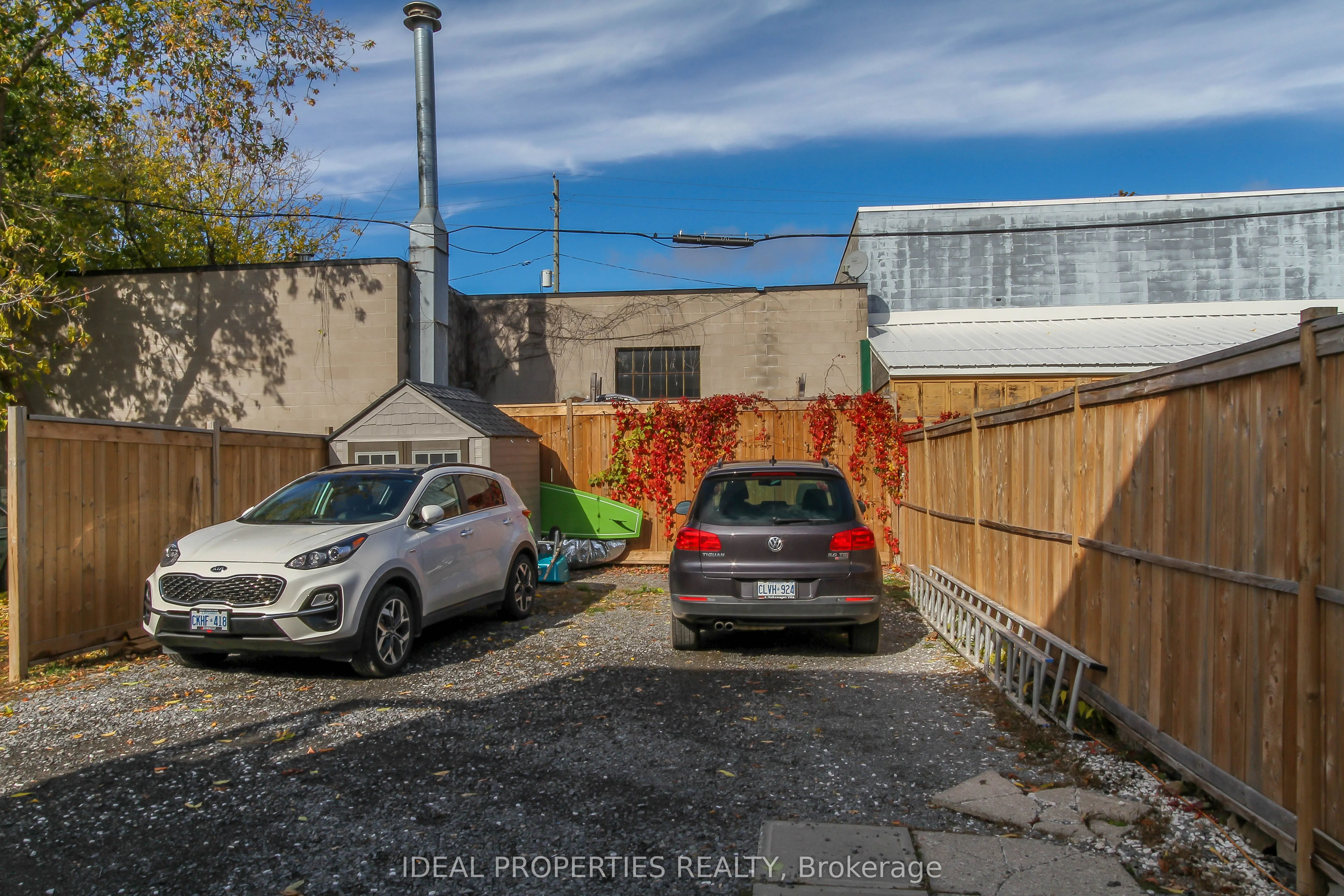 185 Louisa Street, #2