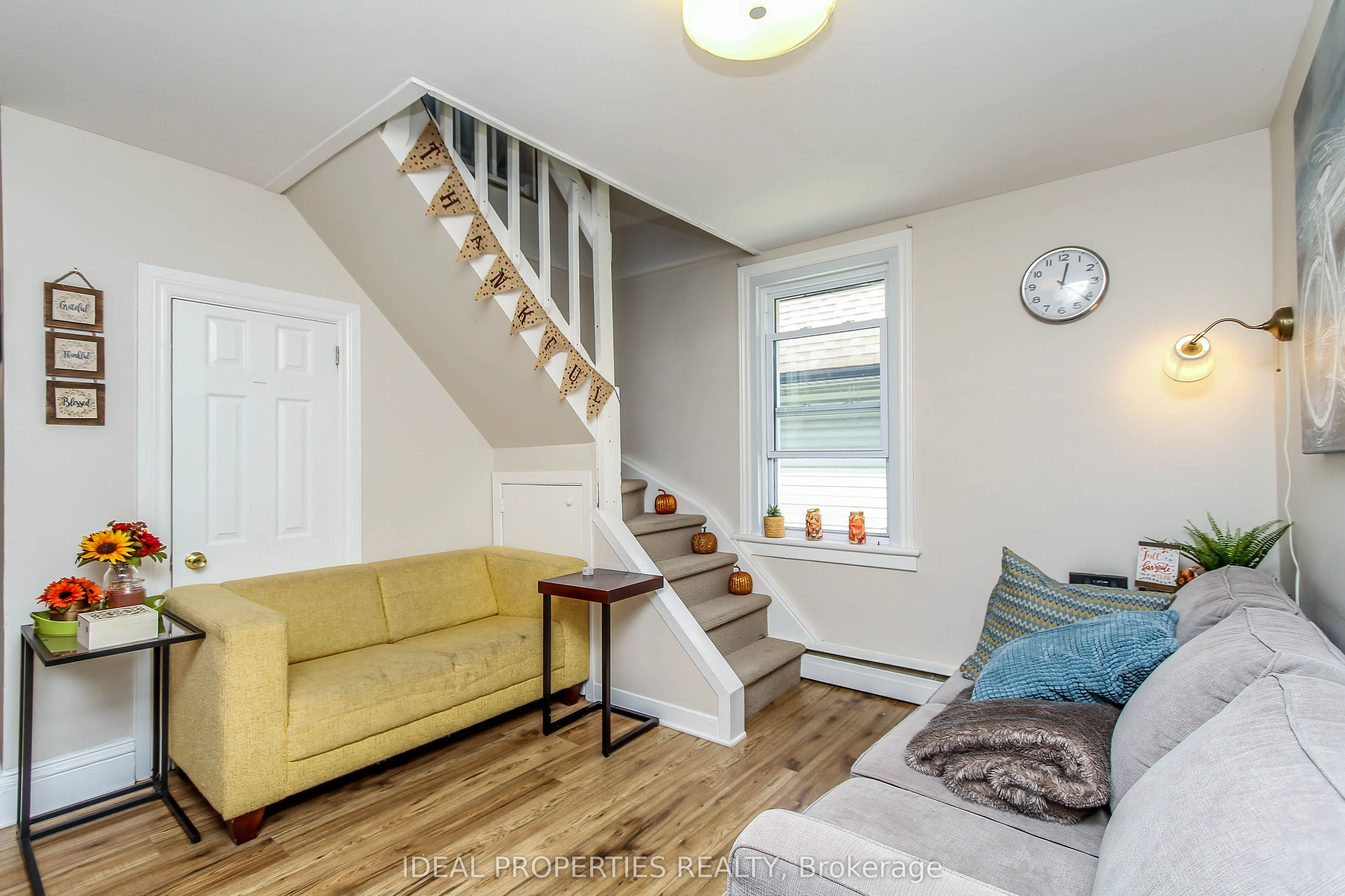185 Louisa Street, #2