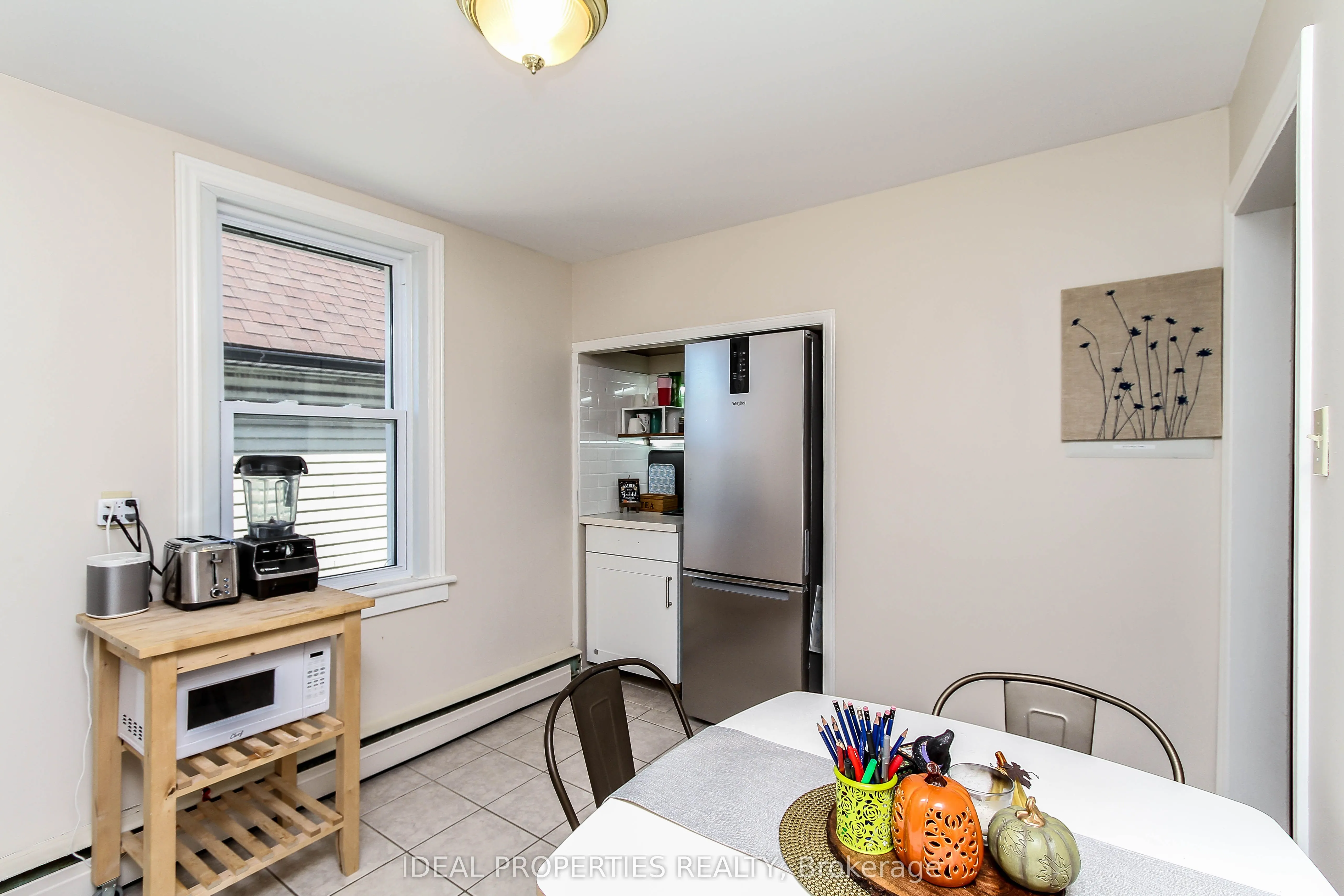 185 Louisa Street, #2