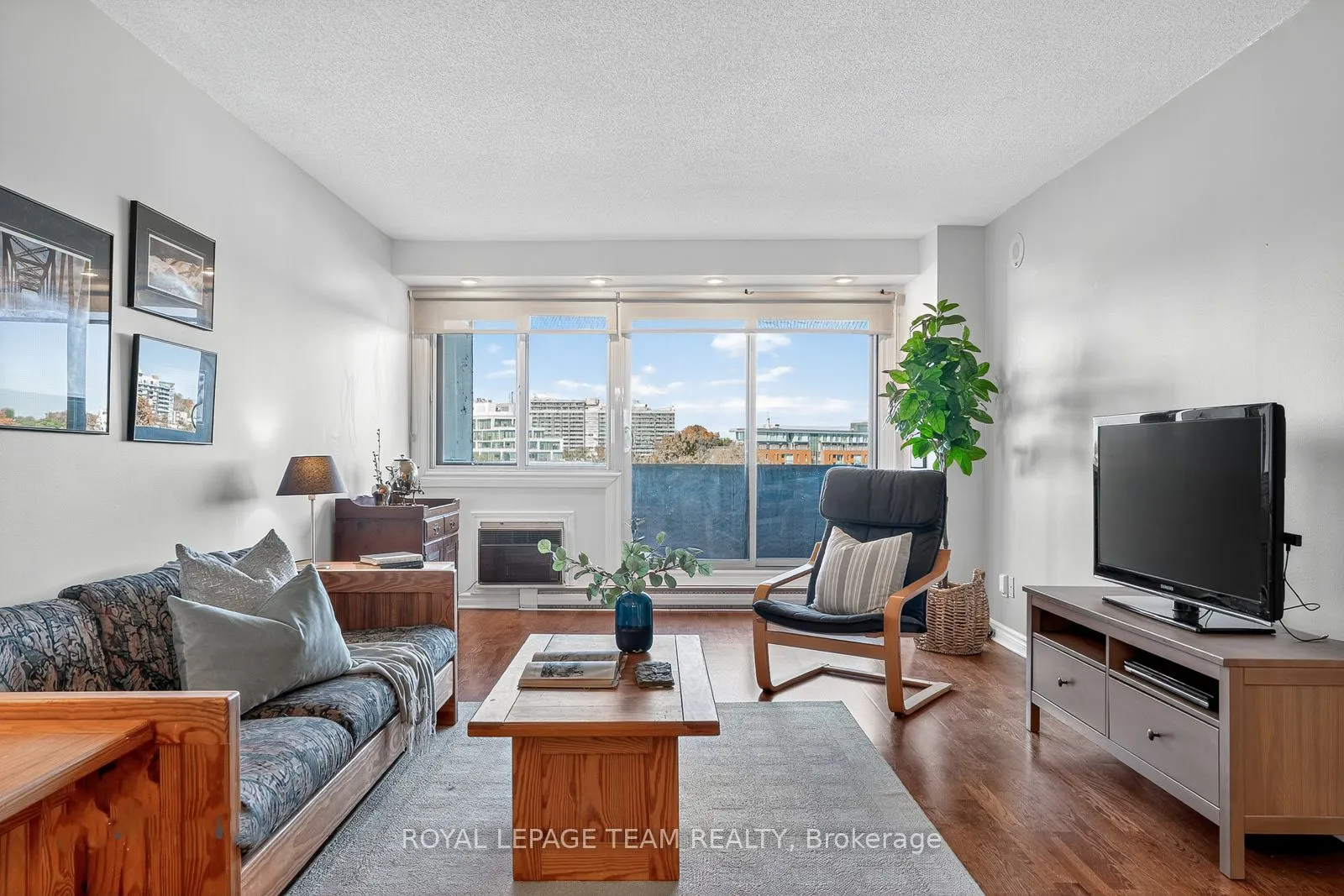 40 Landry Street, #702