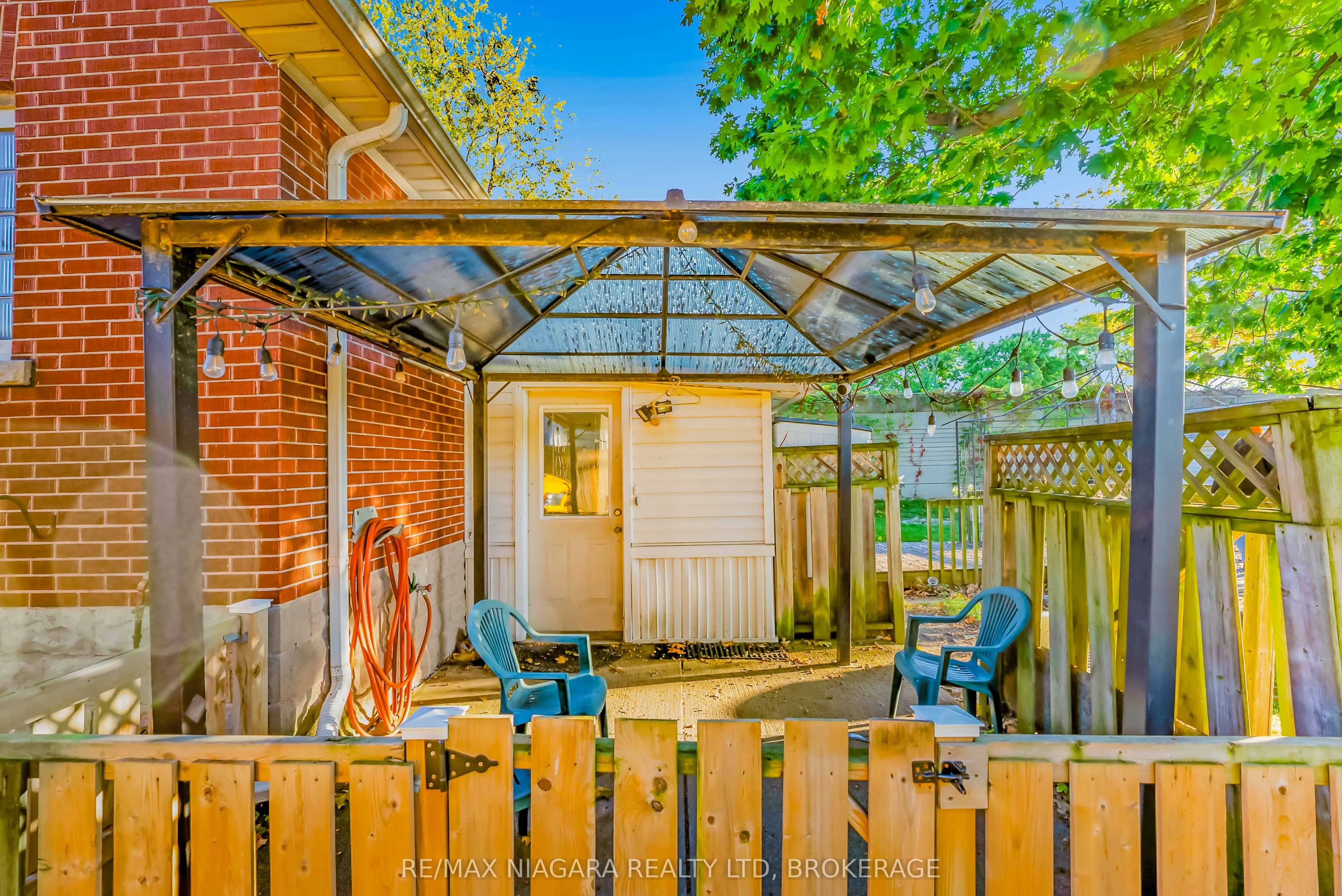 5365 Portage Road