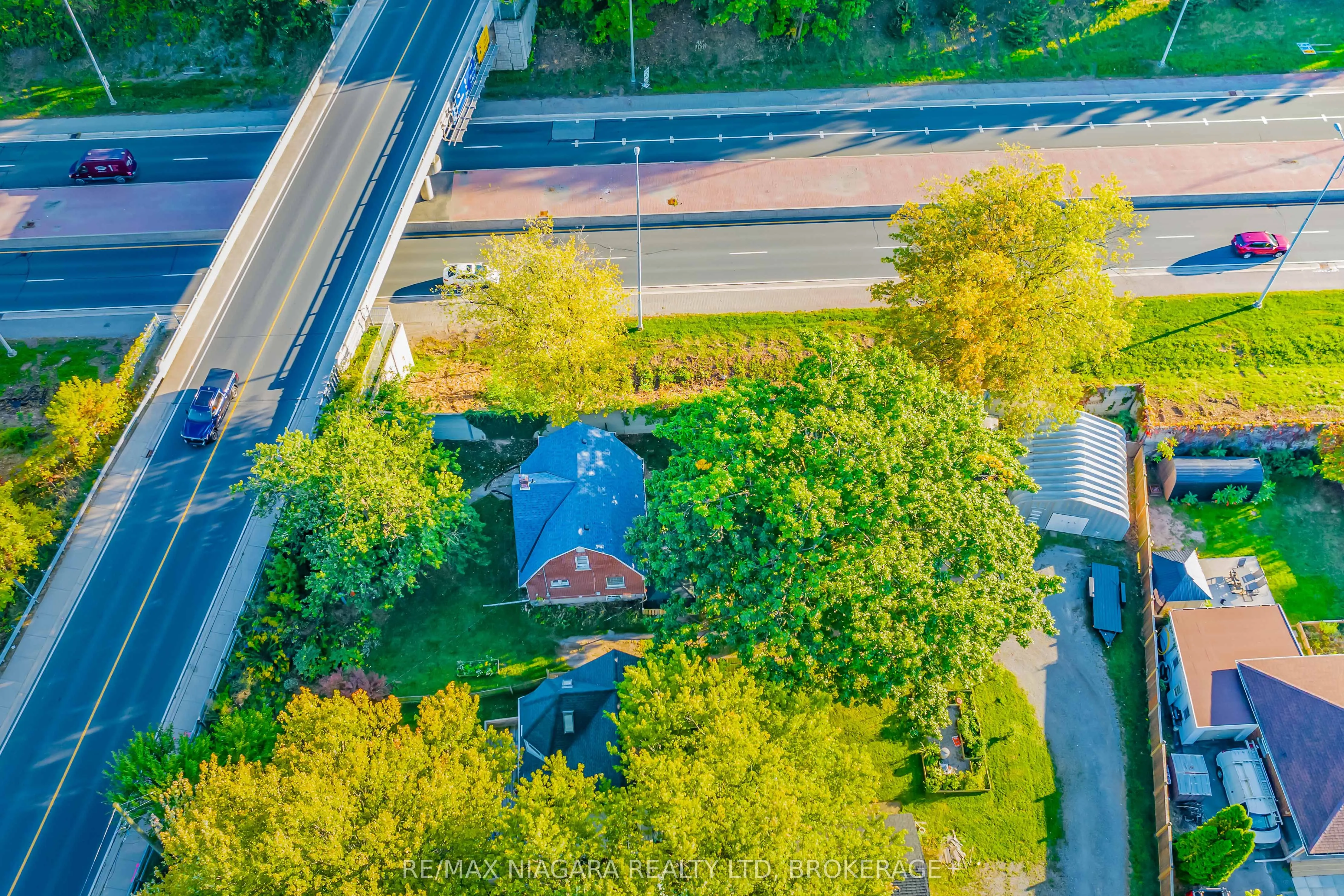 5365 Portage Road