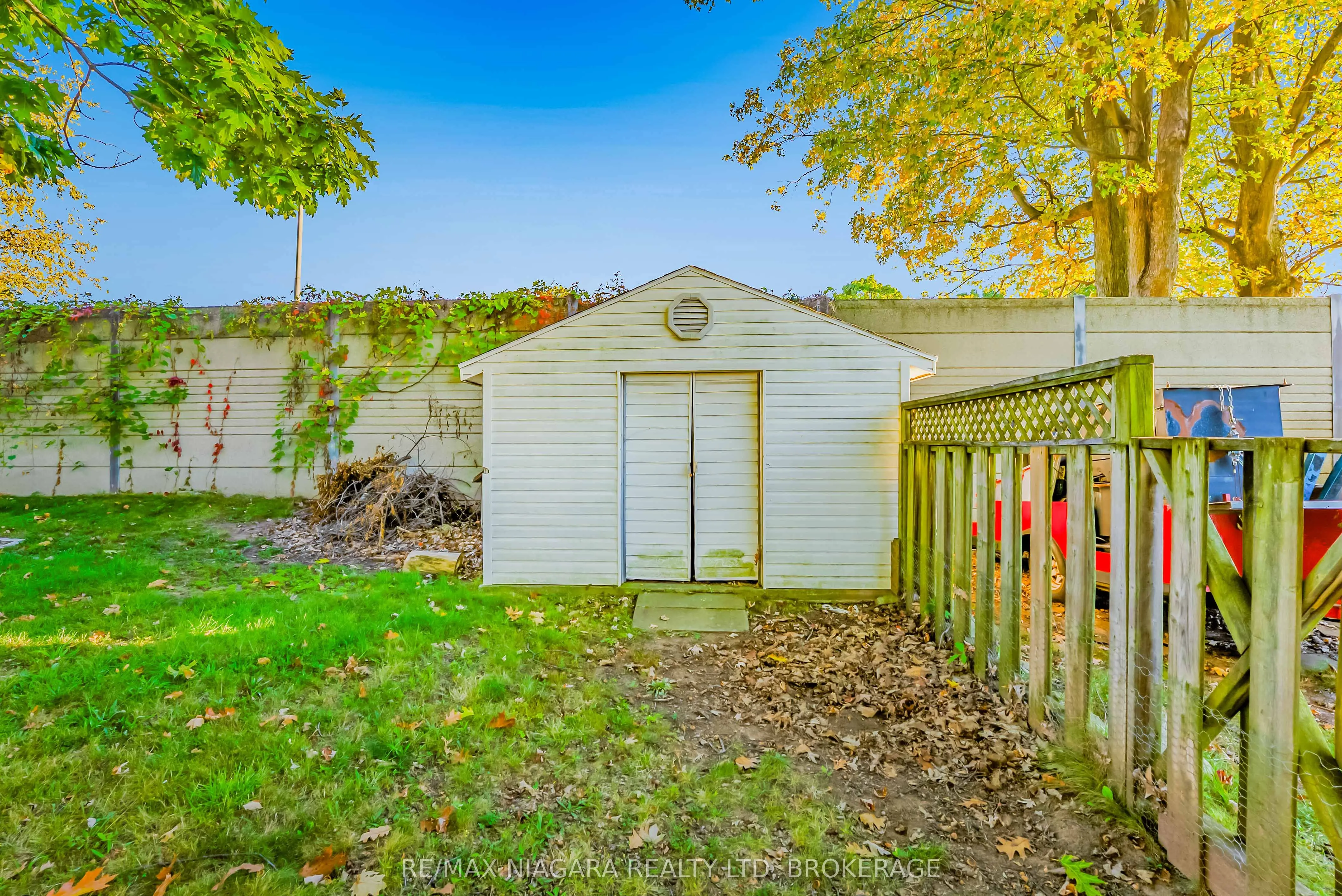 5365 Portage Road