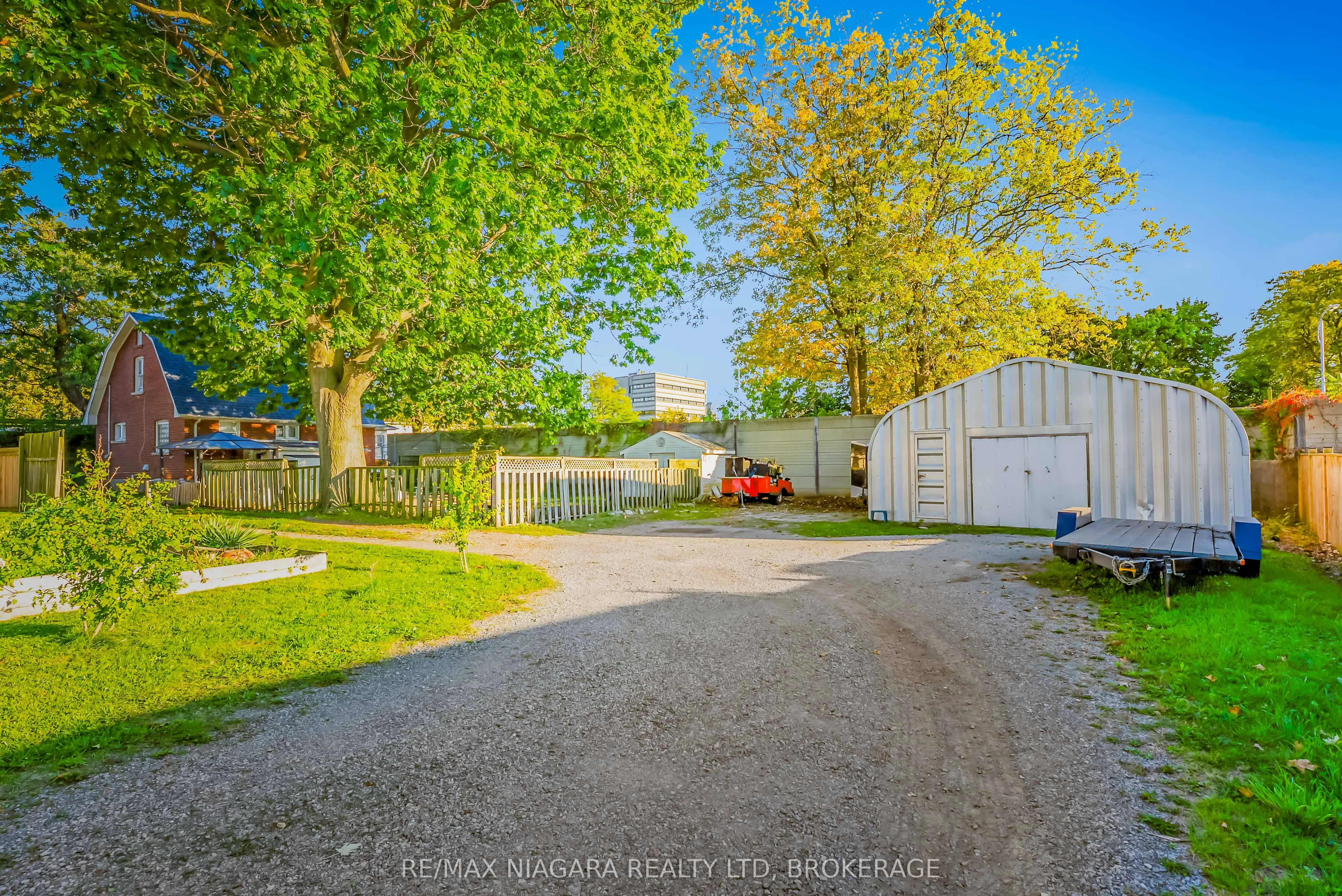5365 Portage Road