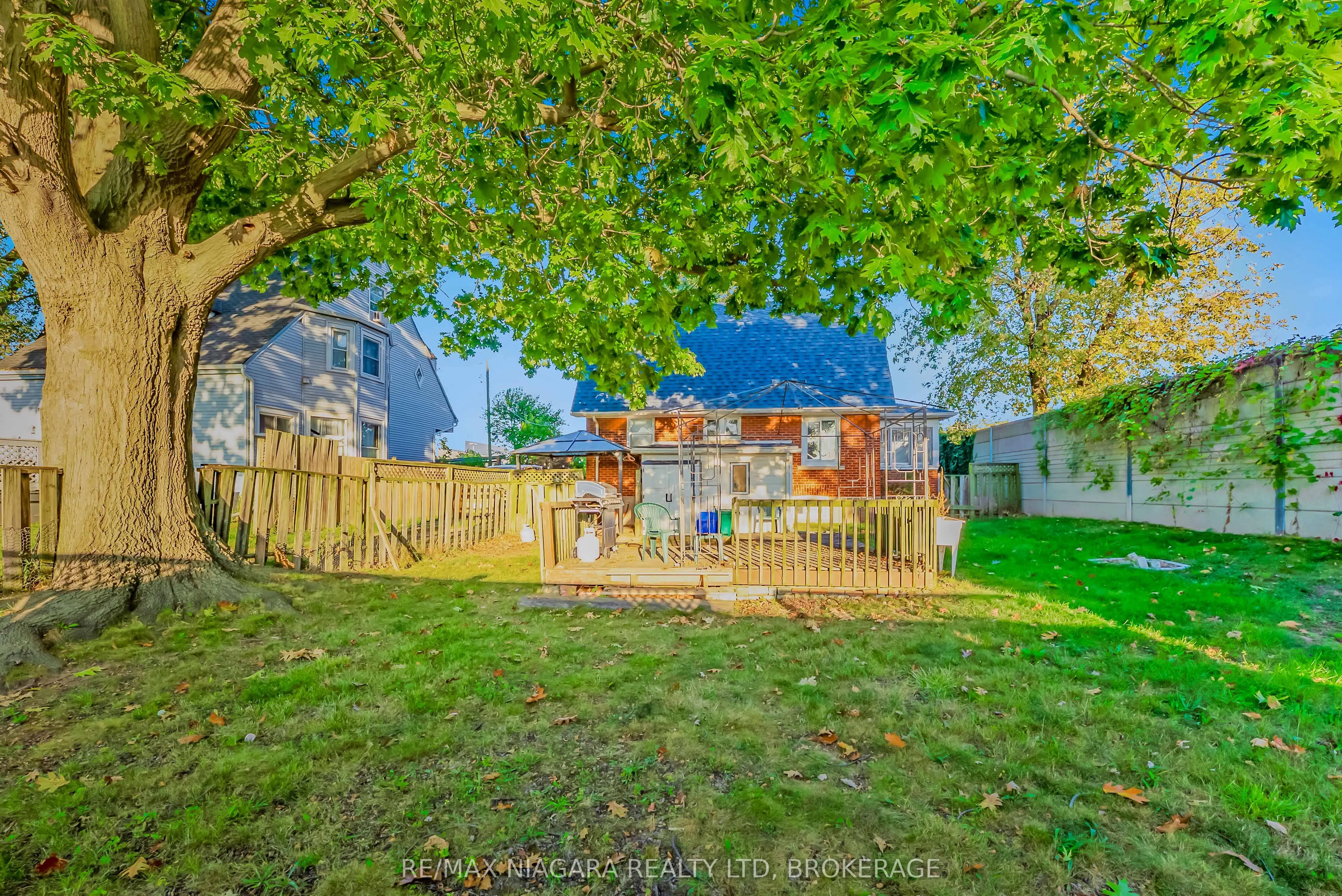5365 Portage Road