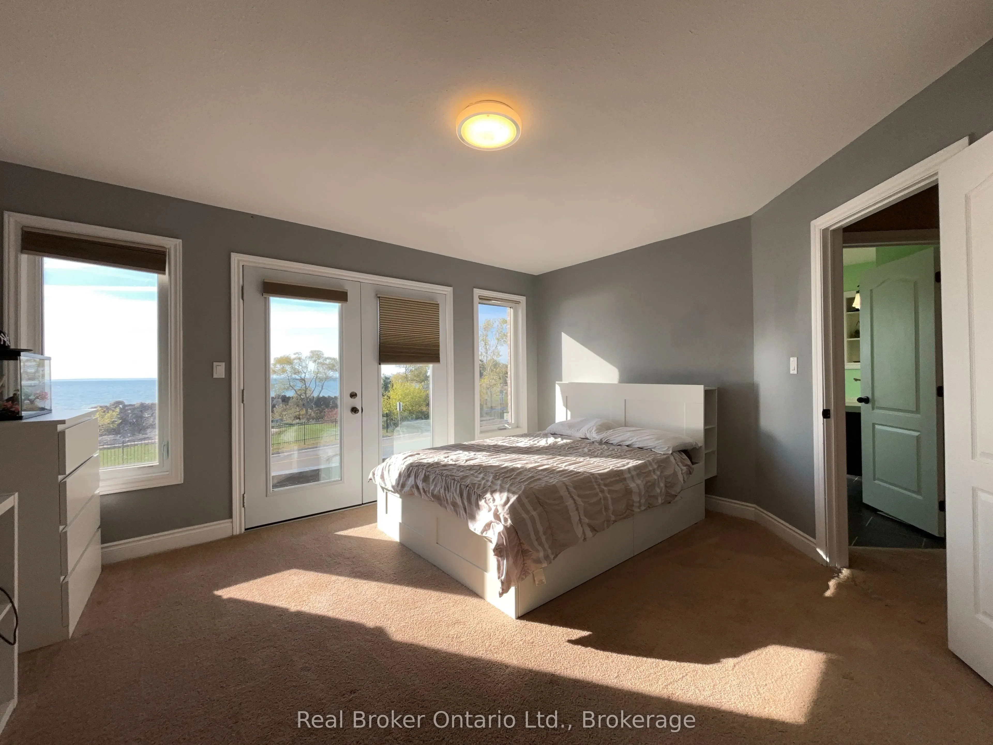 2801 North Shore Drive