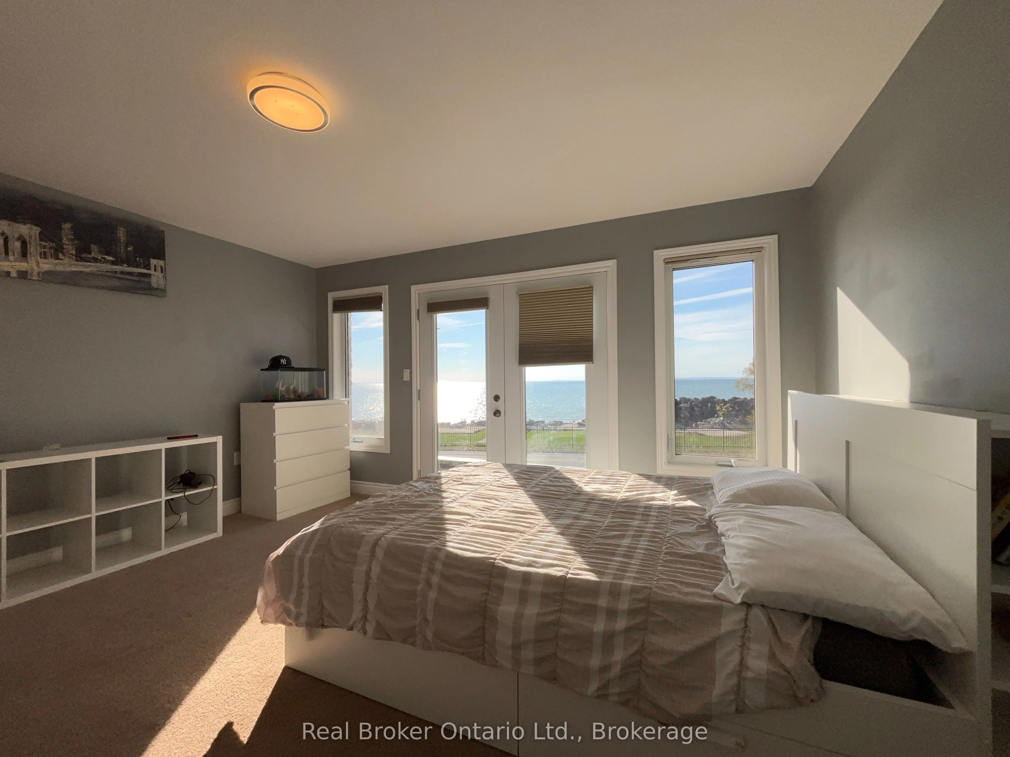 2801 North Shore Drive