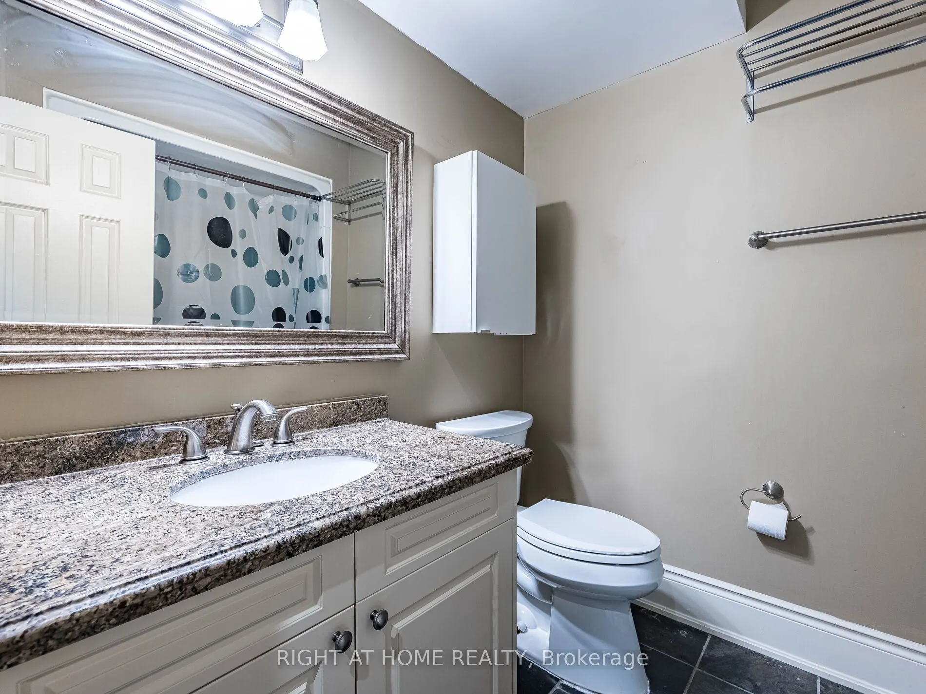 283 King Street E, #302