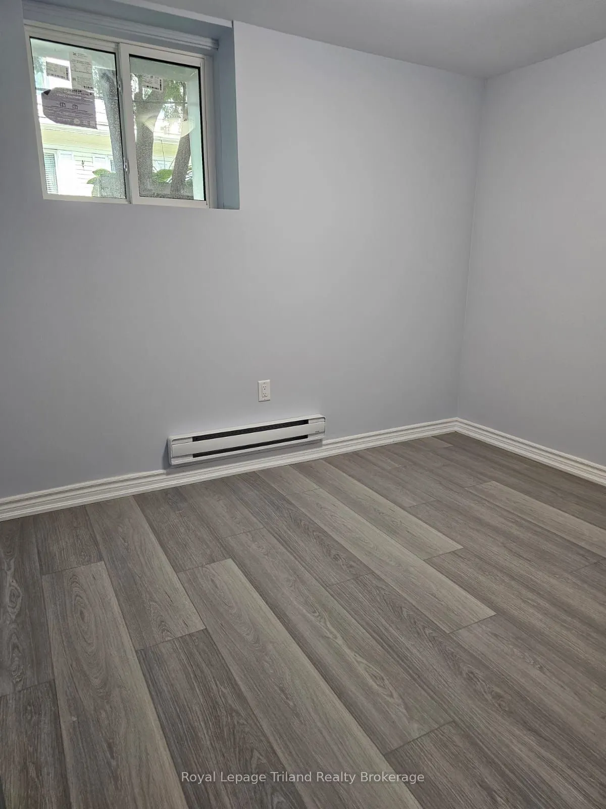 565 Peel Street, #4