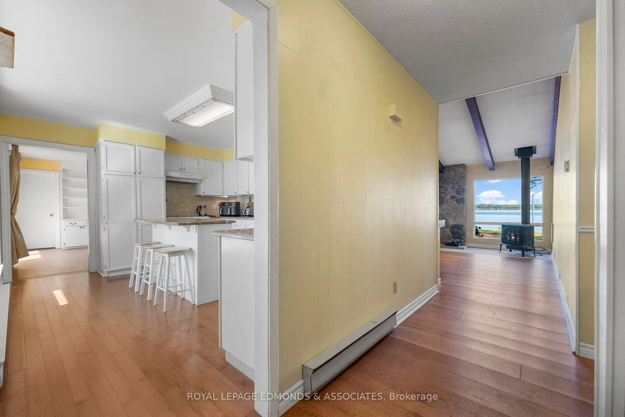 1227 Burns Drive