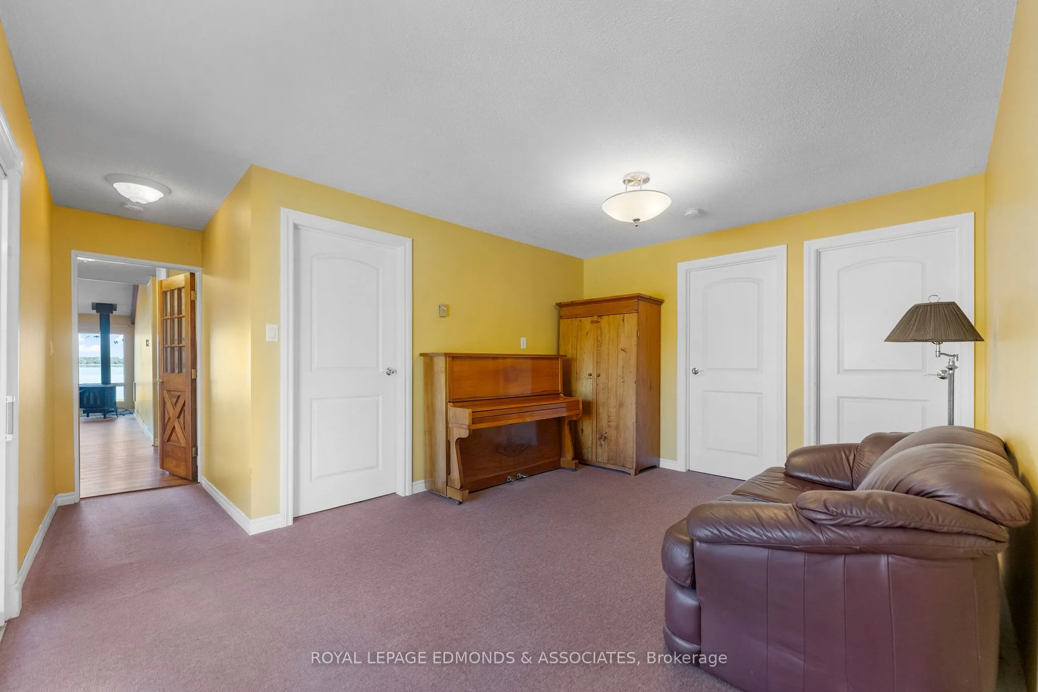 1227 Burns Drive