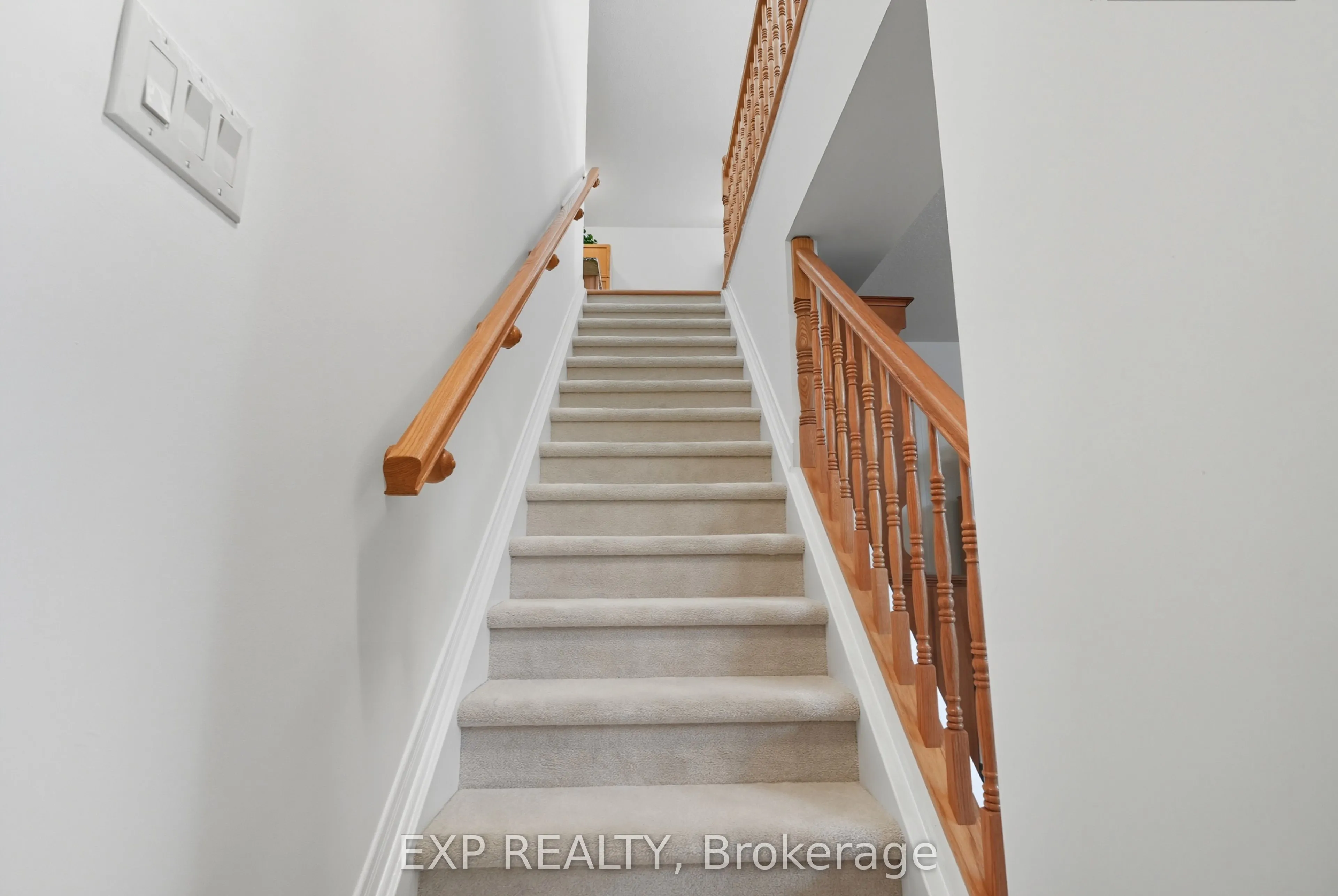 313 Bobolink Ridge N