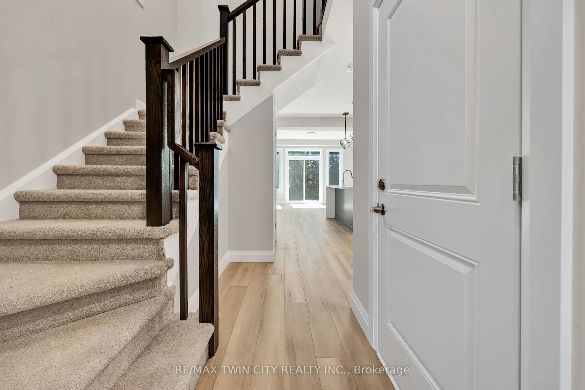 143 Elgin Street N, #Lot 63