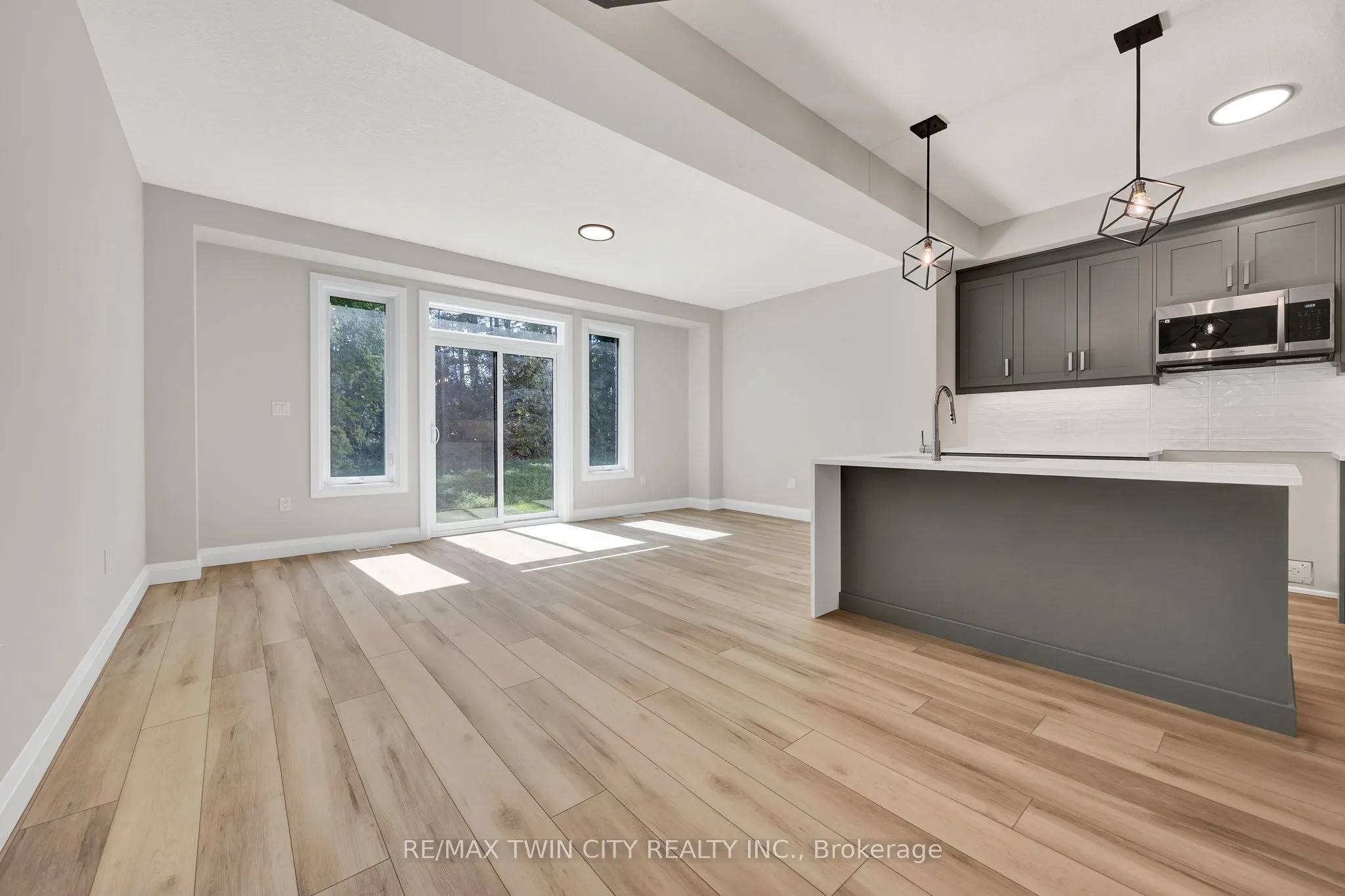 143 Elgin Street N, #Lot 63