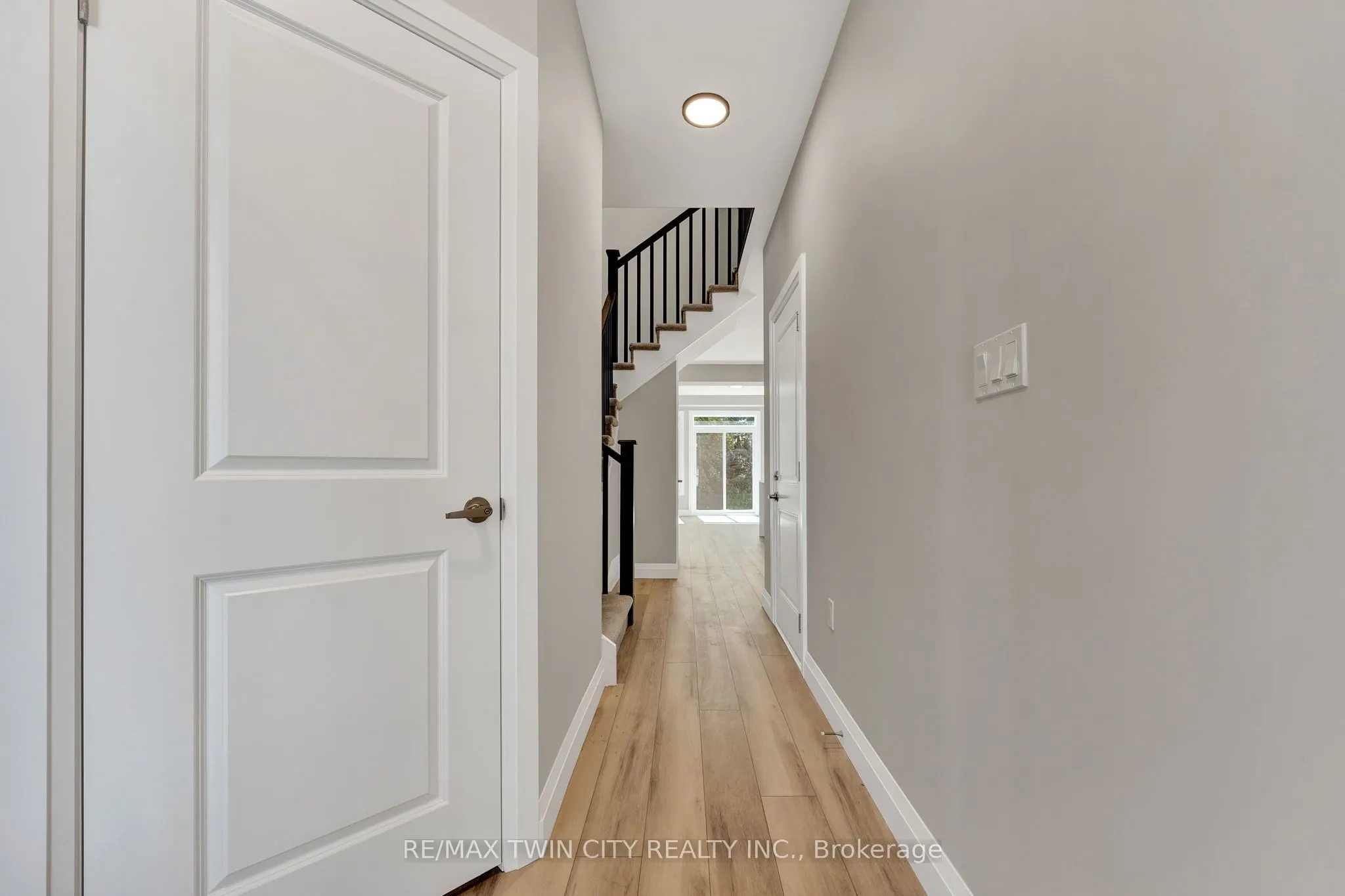 143 Elgin Street N, #Lot 63