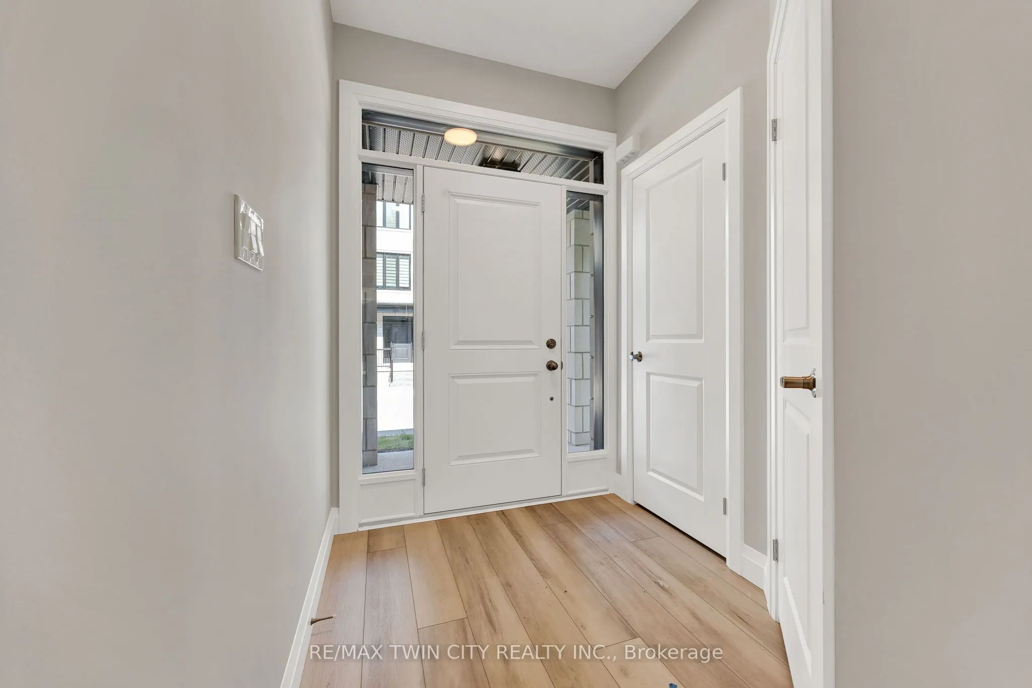 143 Elgin Street N, #Lot 63