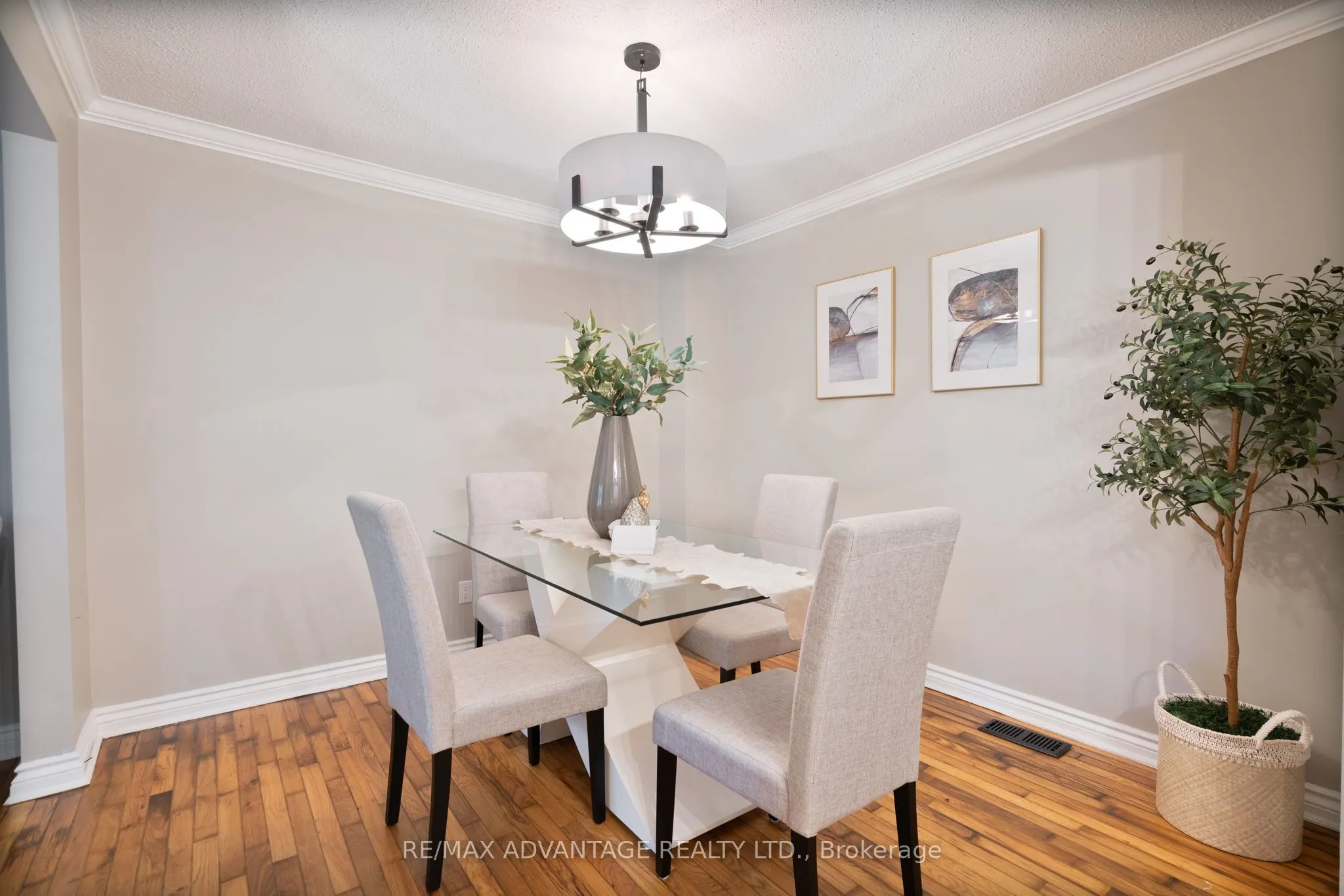 621 Cranbrook Road, #8