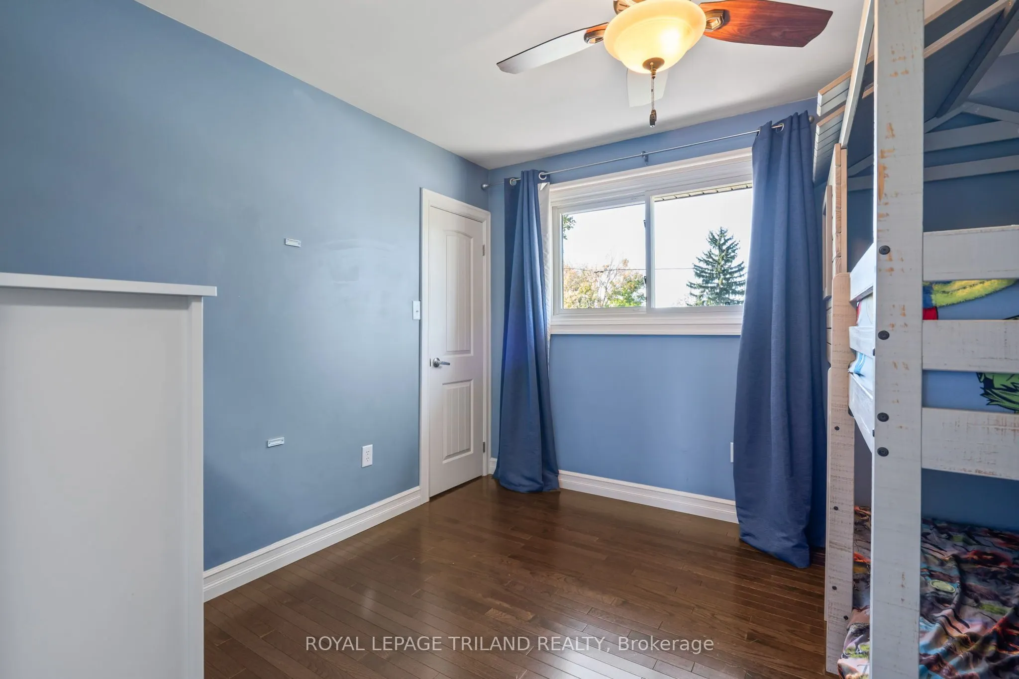 368 Kenmore Place