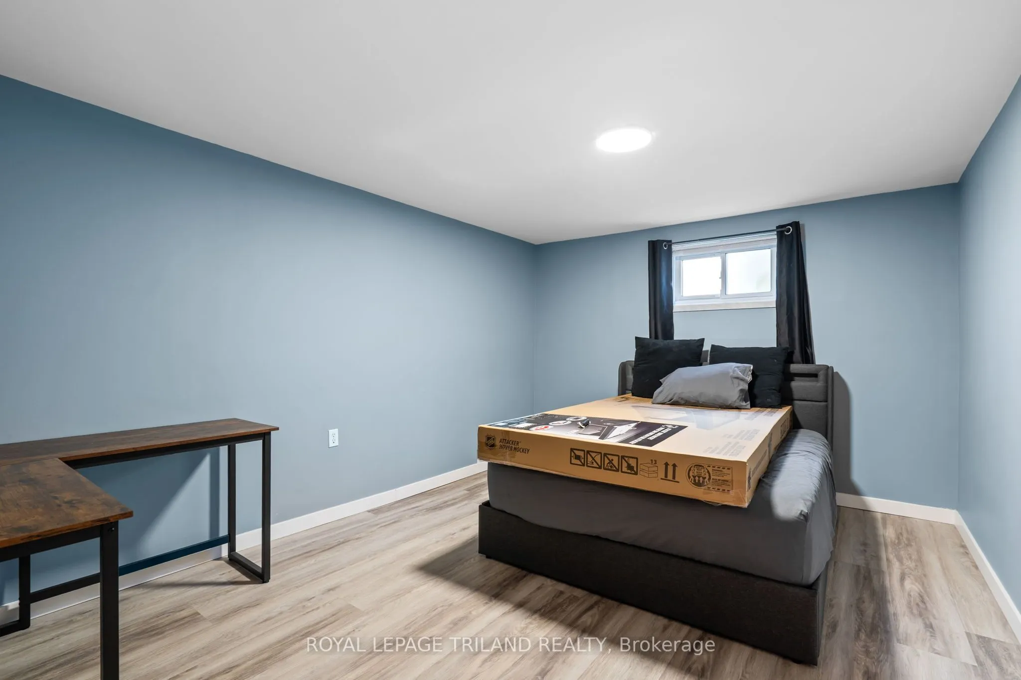 368 Kenmore Place