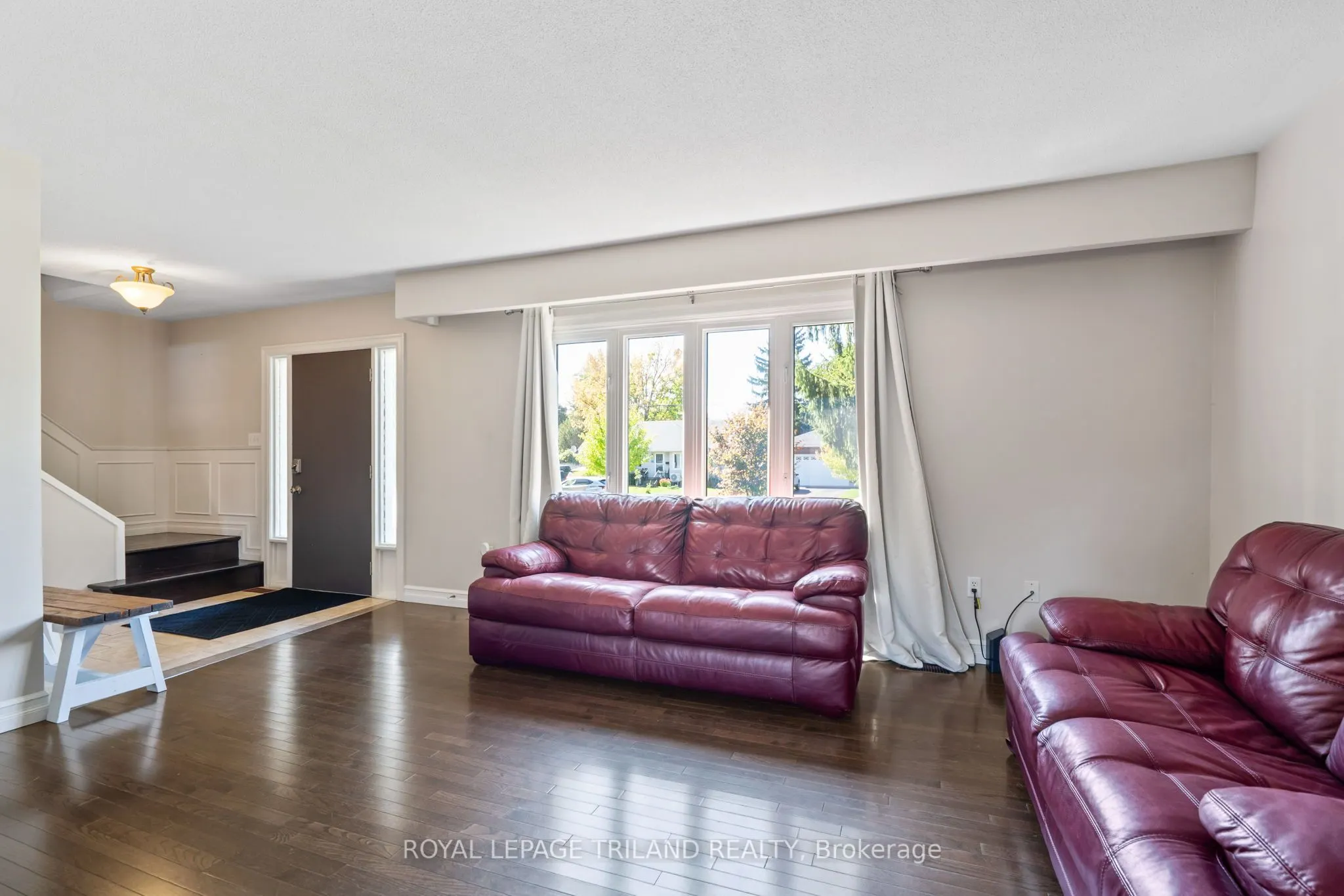368 Kenmore Place